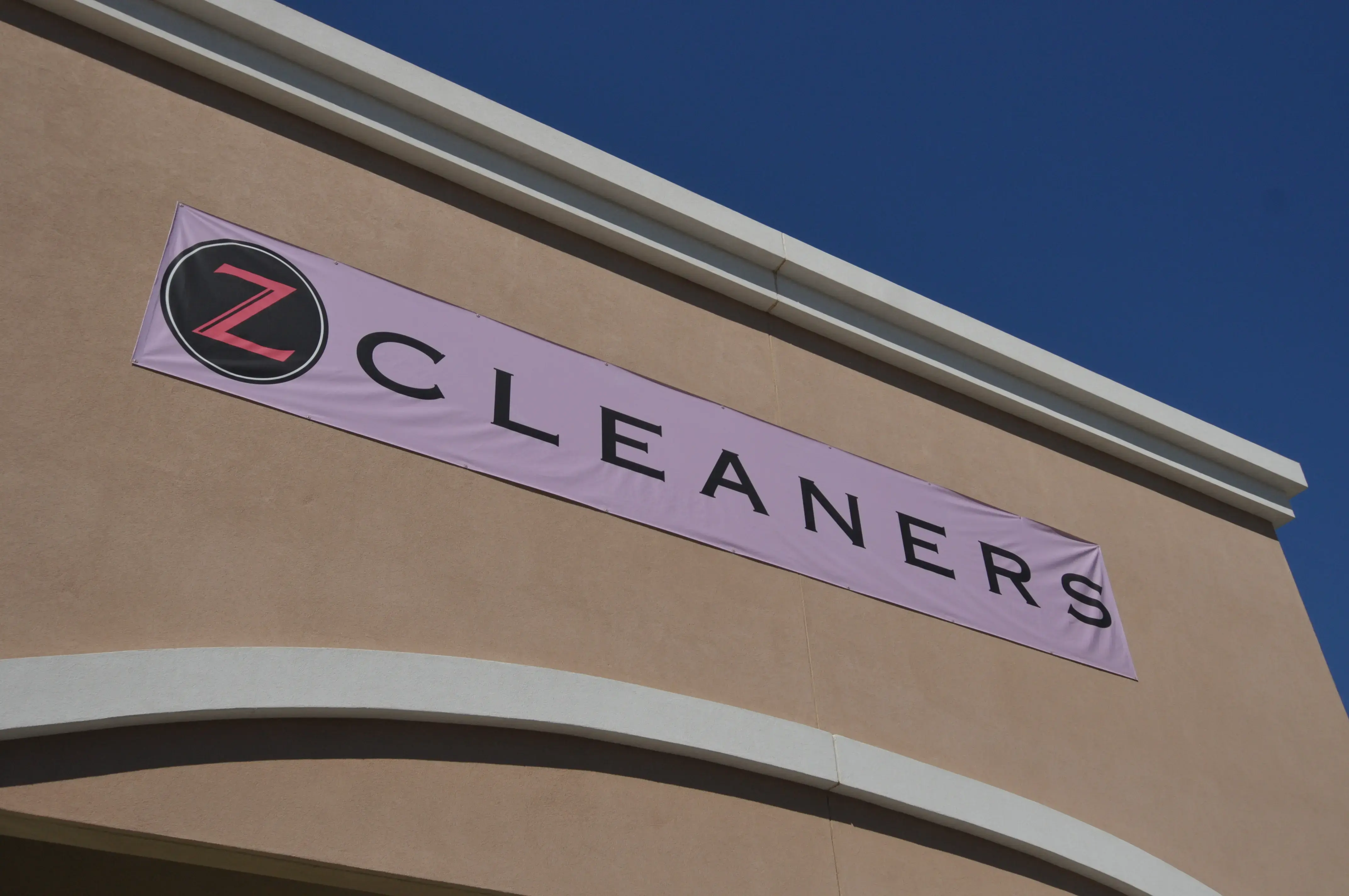 Z Cleaners thumbnail 6