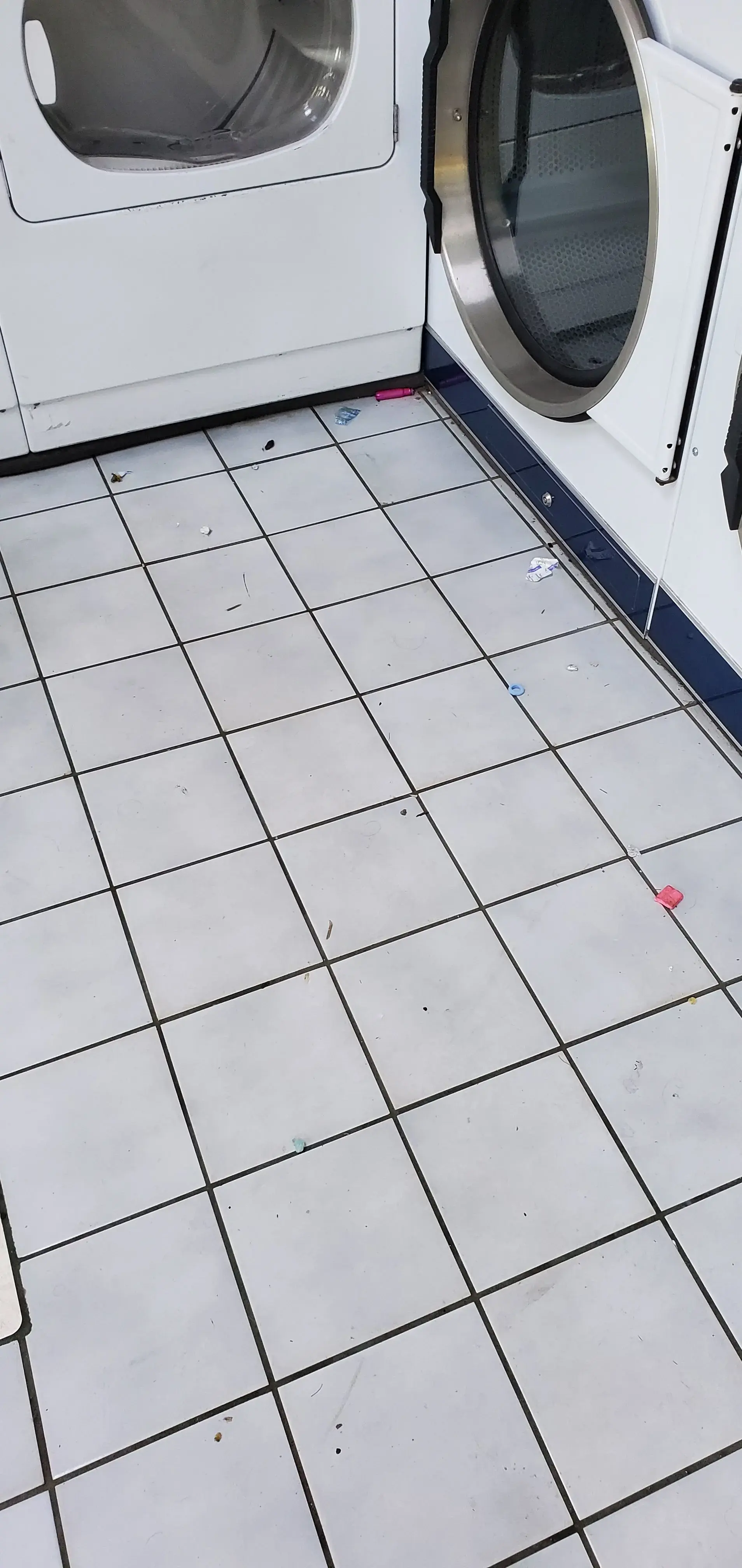 Zacherls Seneca Wash Center - Image 15