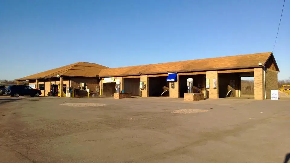 Zacherls Seneca Wash Center thumbnail 20