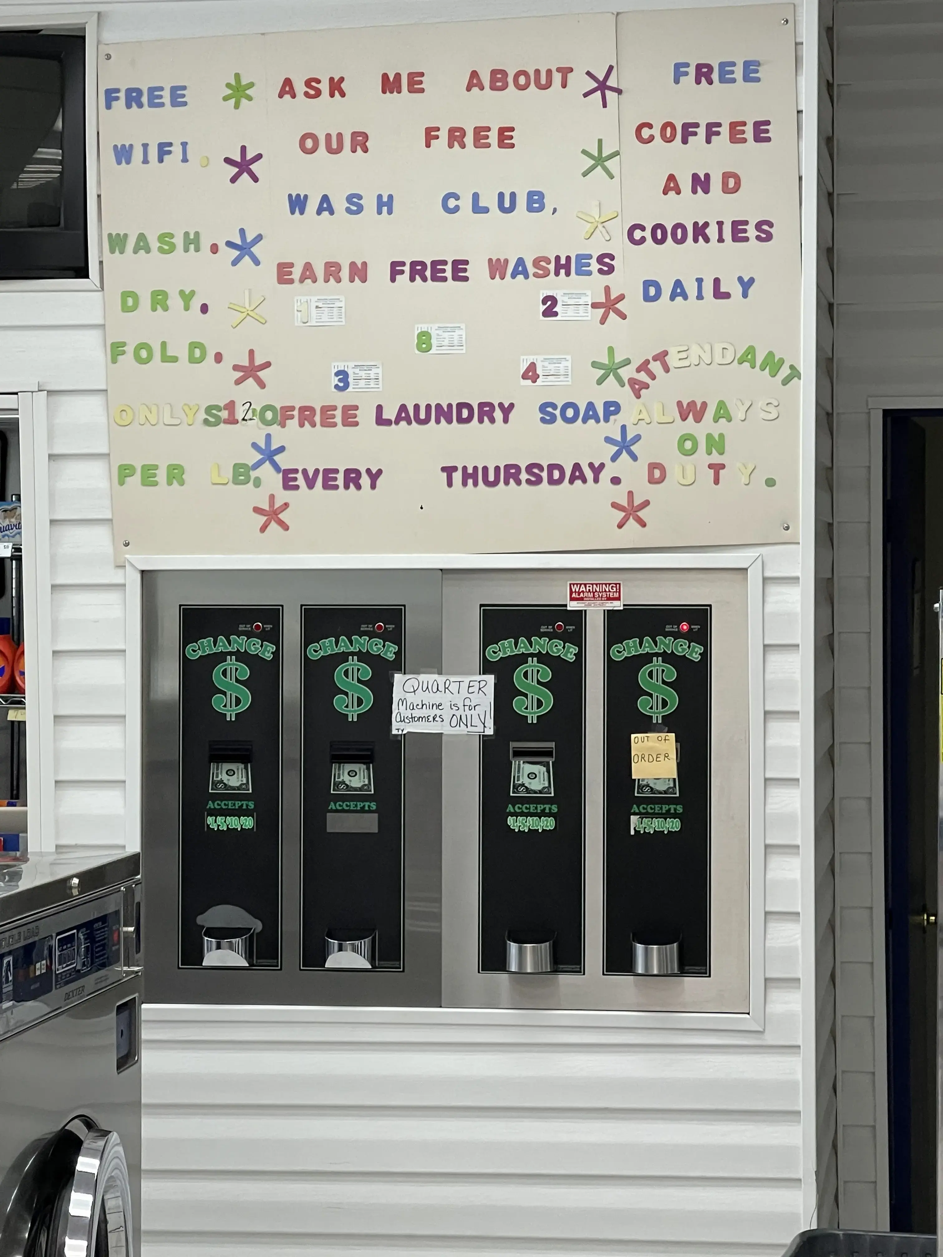 Zephyrhills Laundromat - Image 20