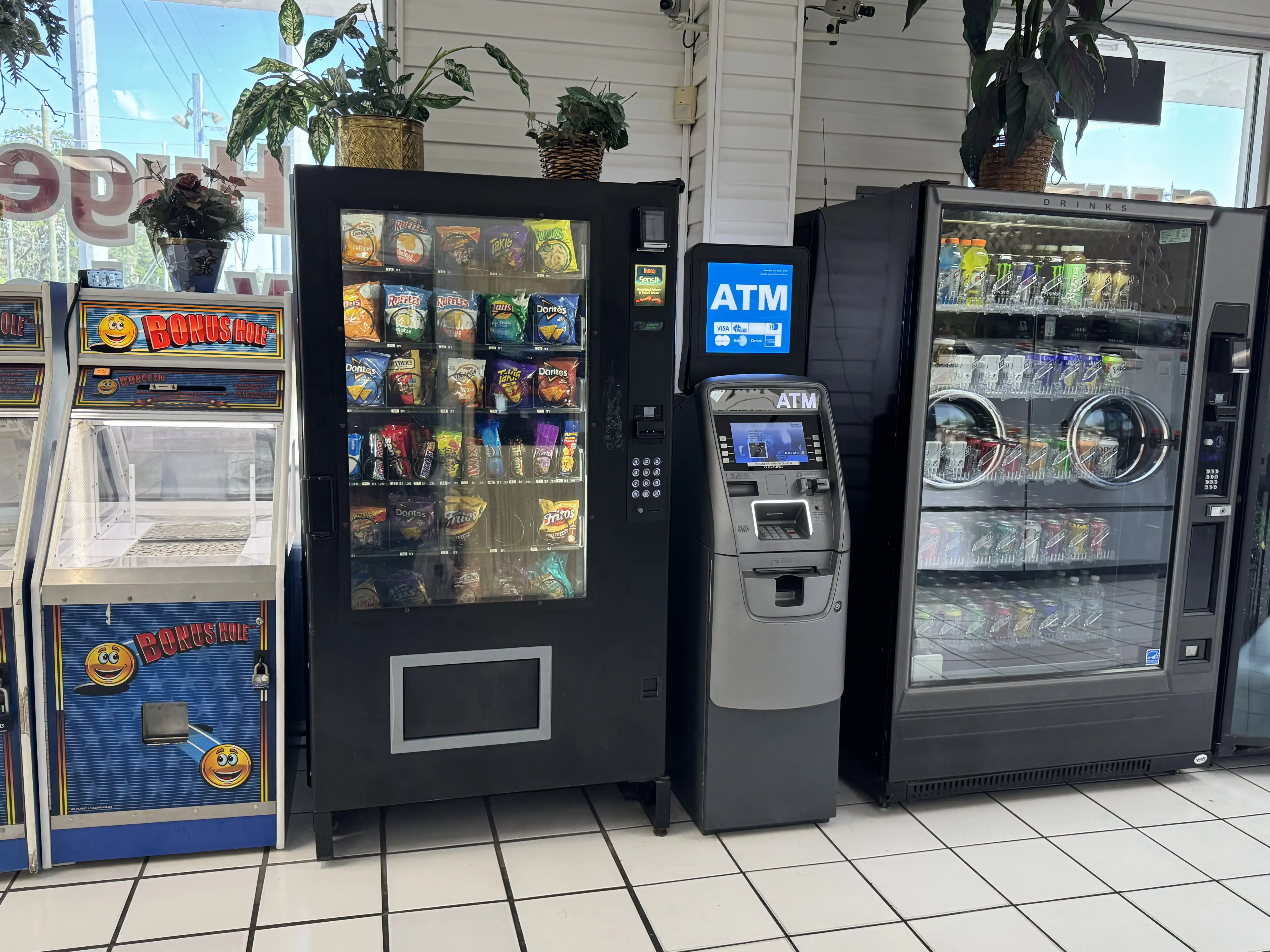 Zephyrhills Laundromat thumbnail 5