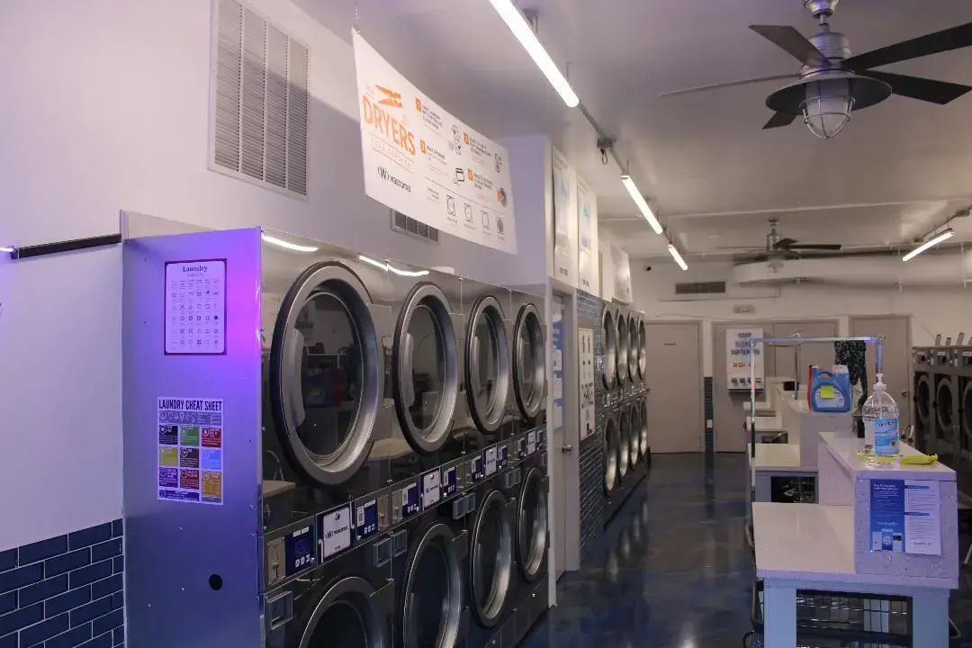 Zest Laundromat of New City thumbnail 11
