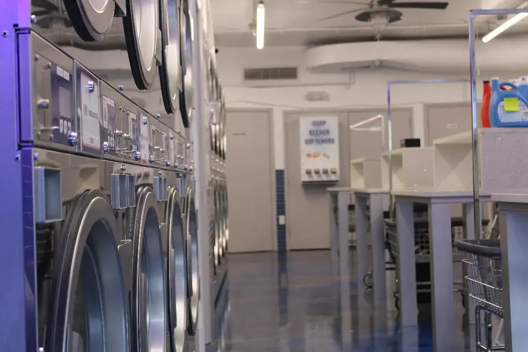 Zest Laundromat of New City - Image 9