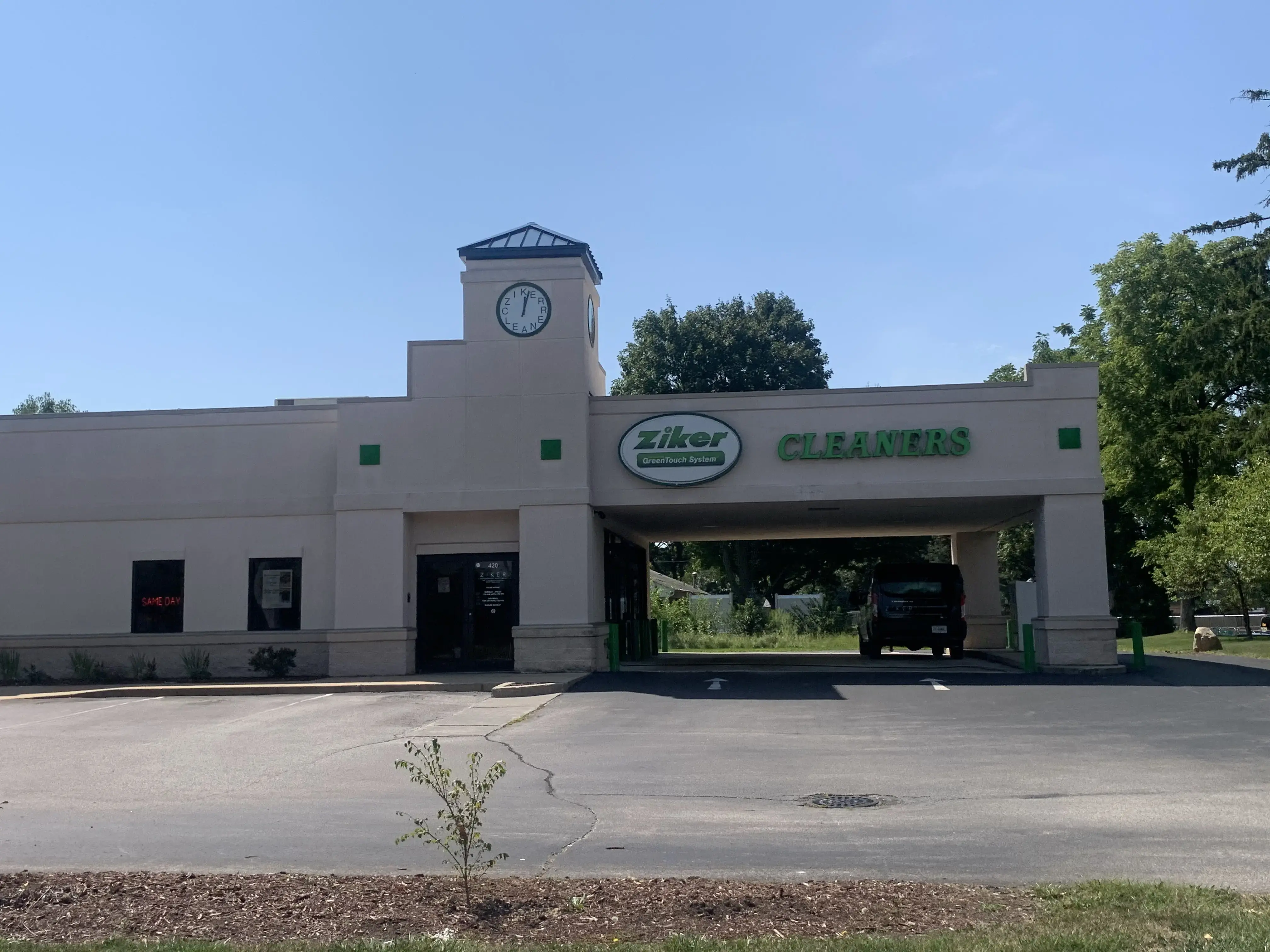 Ziker Cleaners & Joe Z Tailoring - Image 18