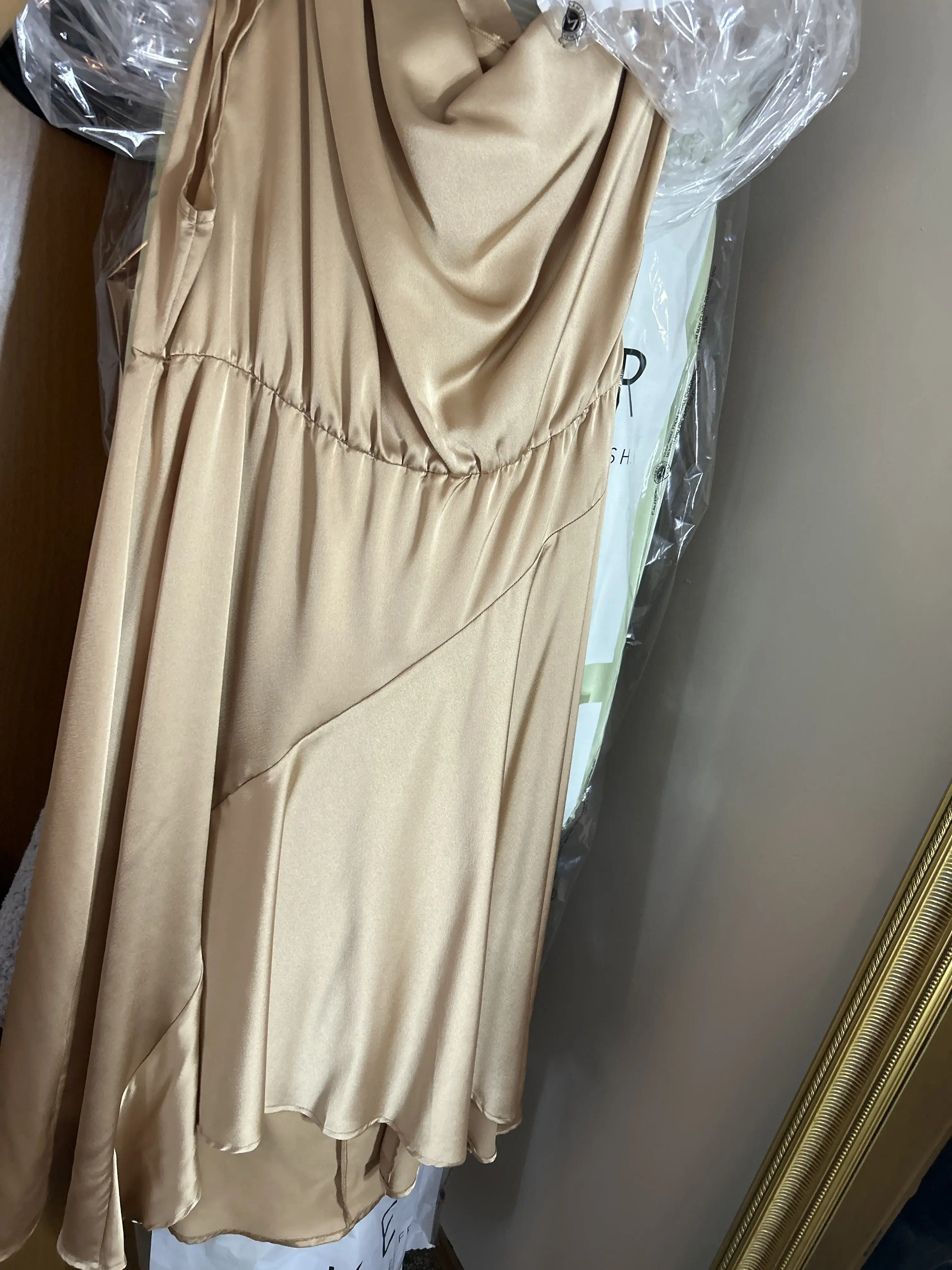 Ziker Cleaners & Joe Z Tailoring - Image 9