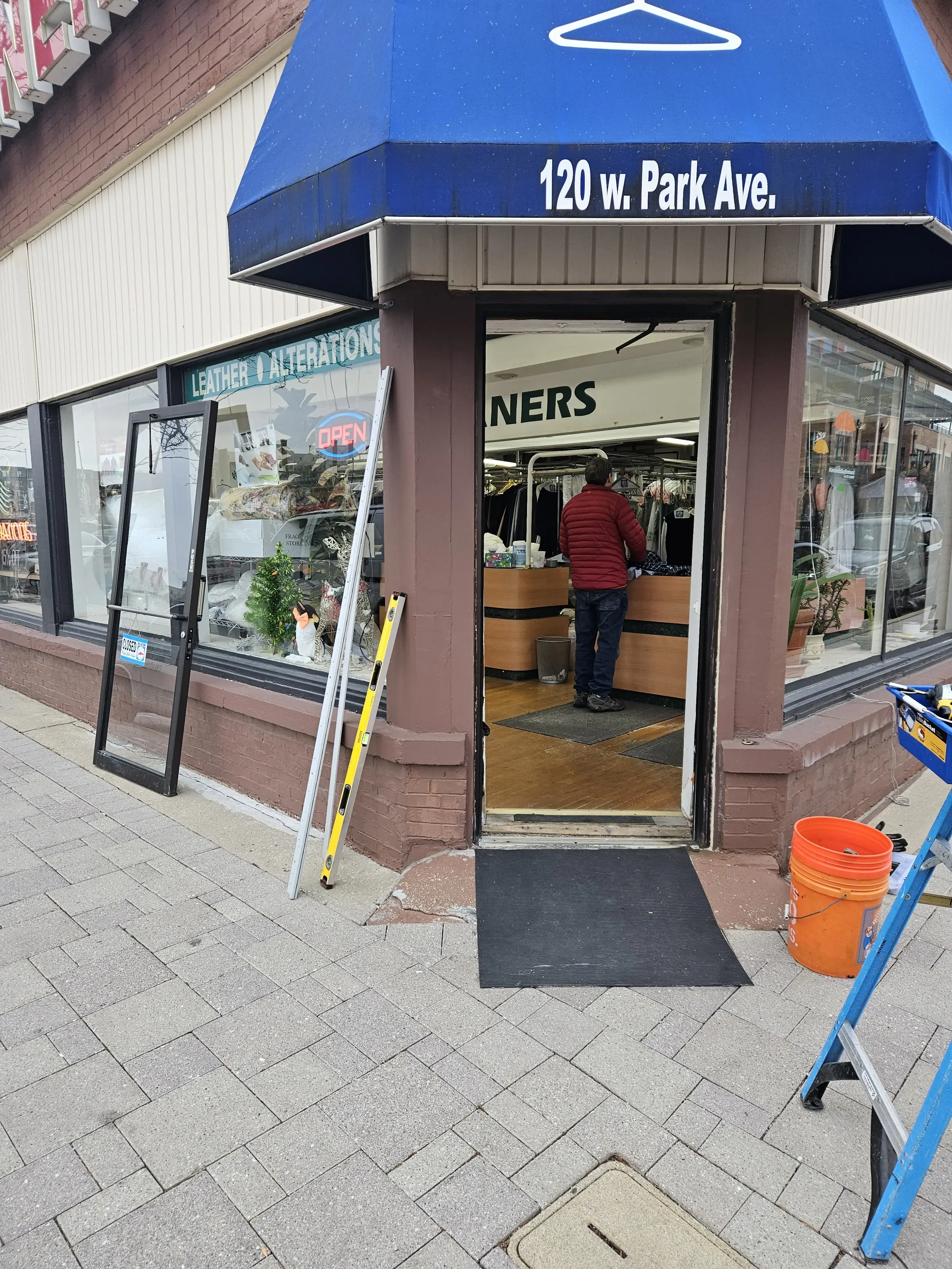 Zion Cleaners - Image 6