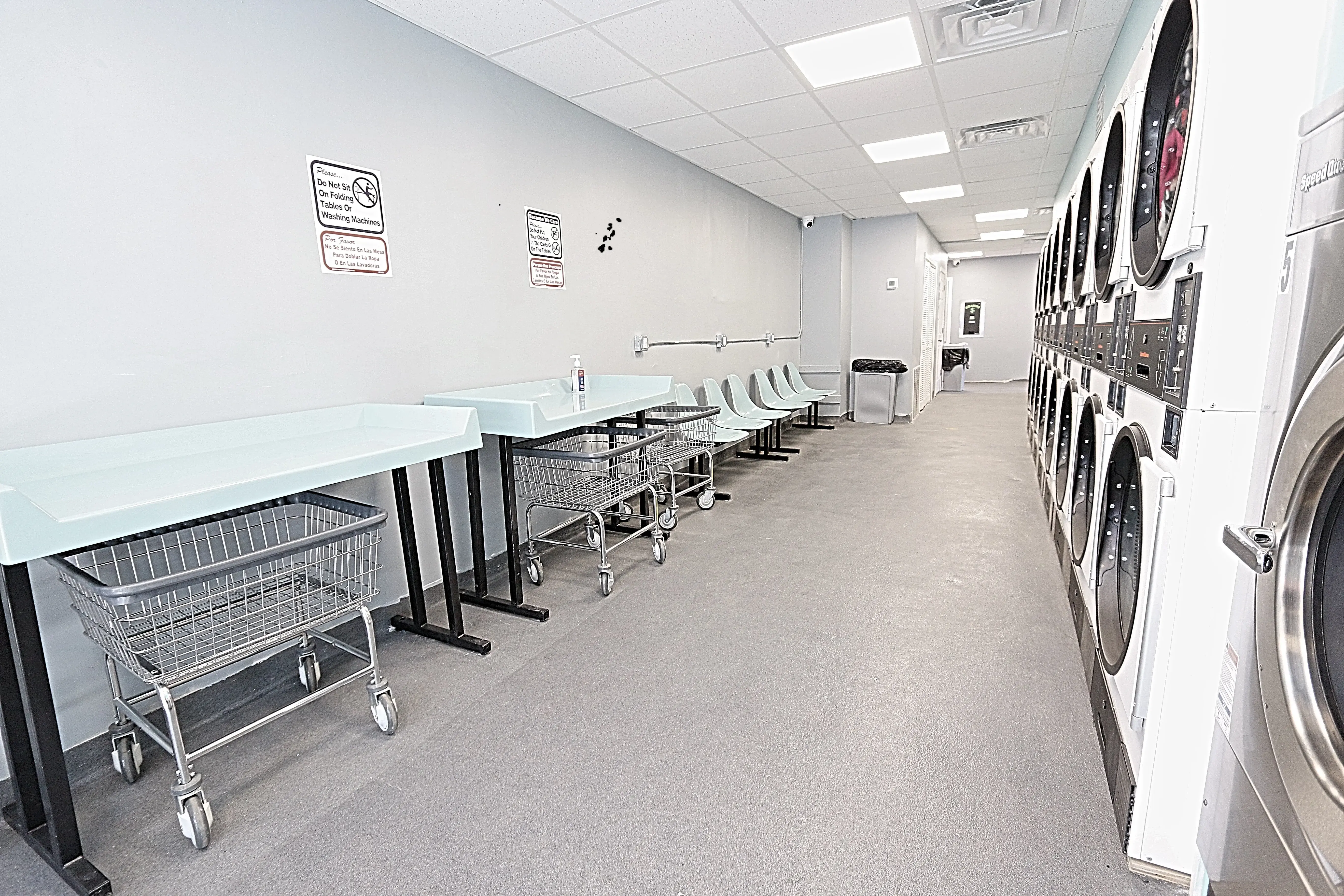 Zion Laundromat - Image 15
