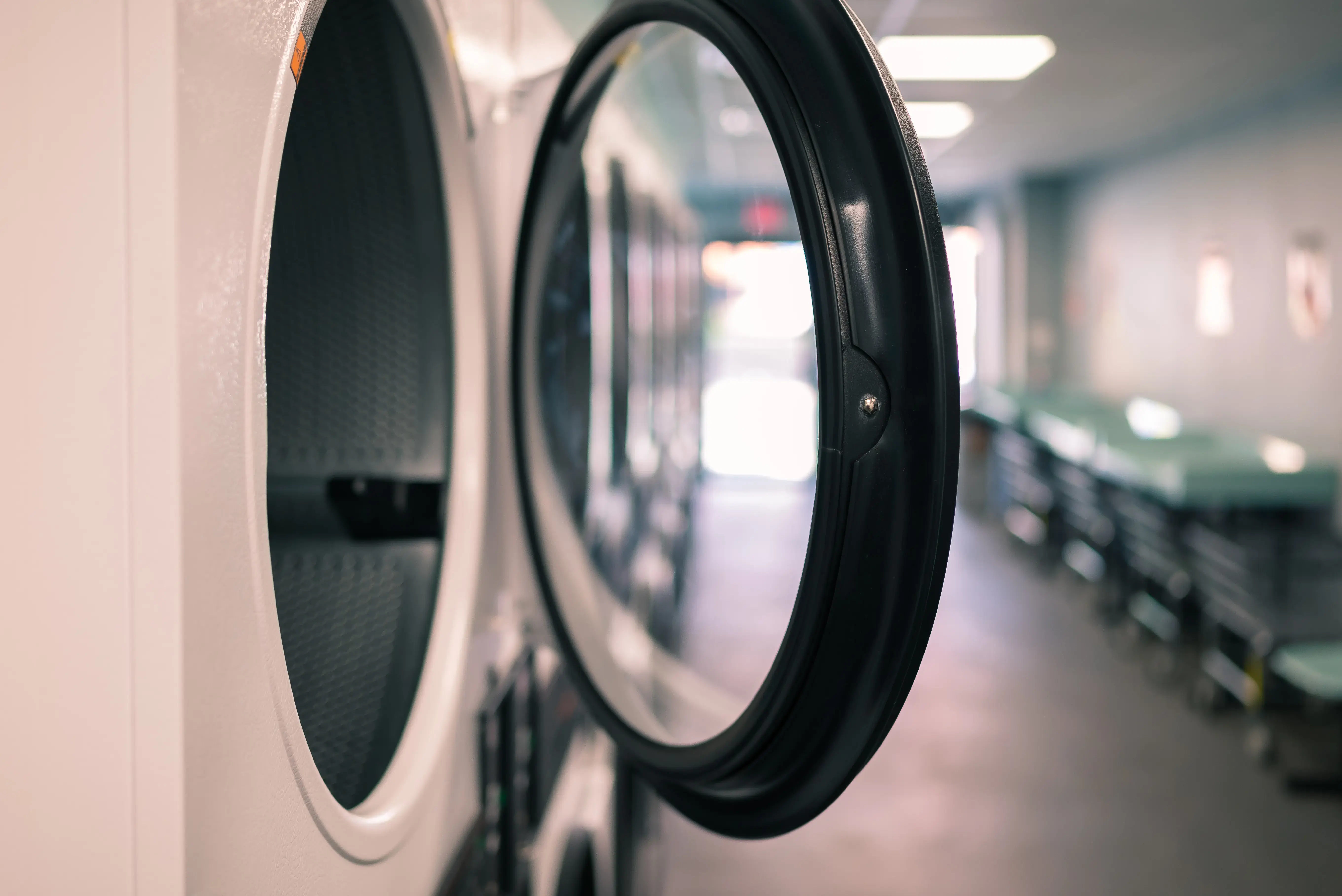 Zion Laundromat - Image 13