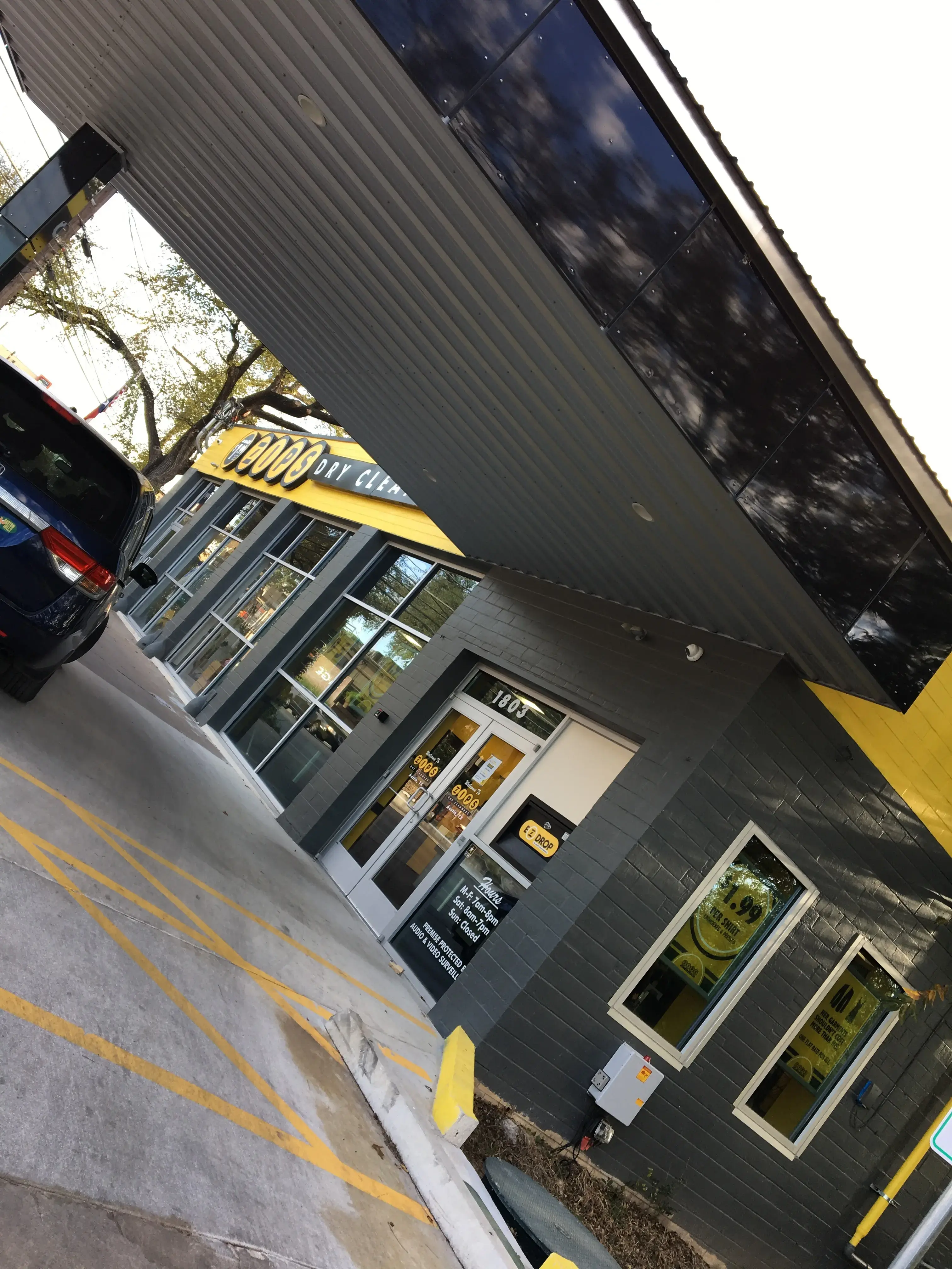 ZIPS Cleaners - Image 15