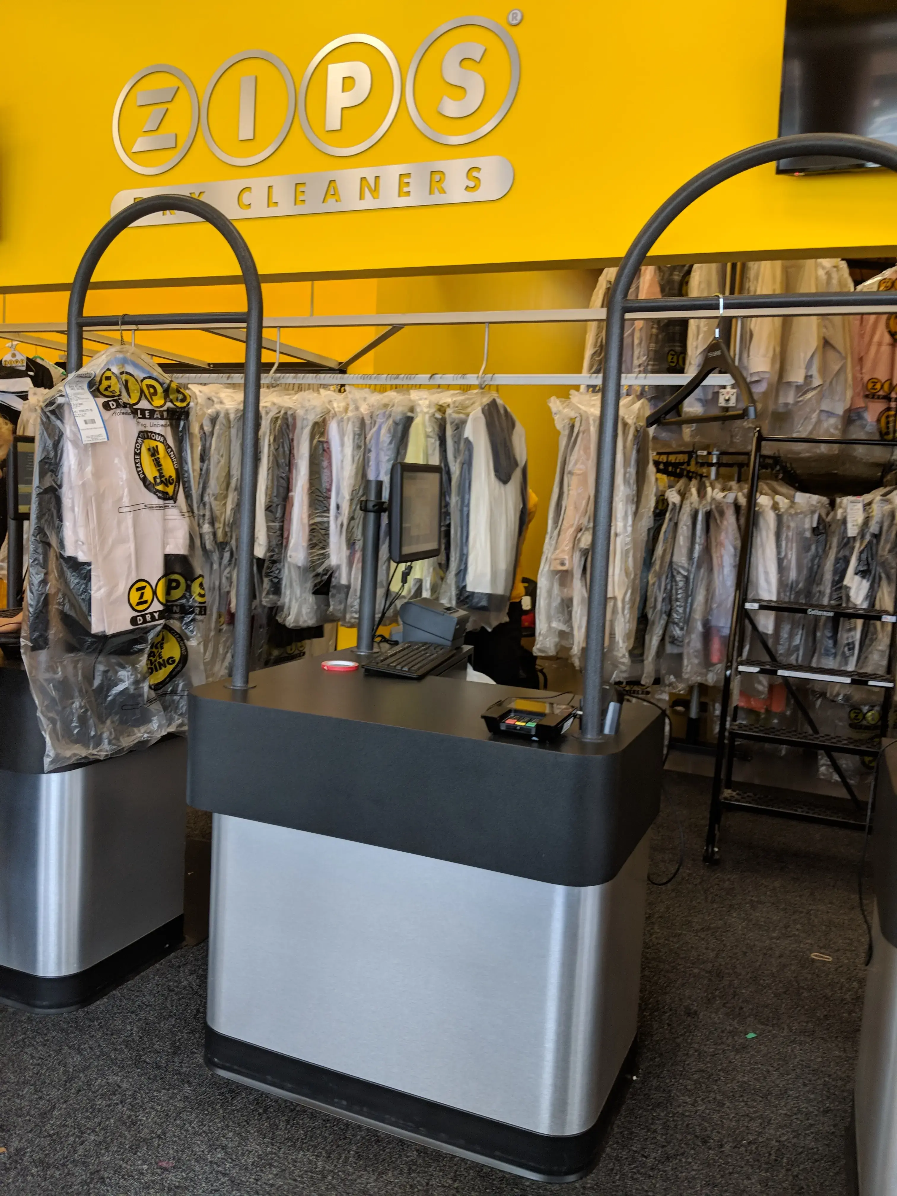 ZIPS Cleaners - Image 9