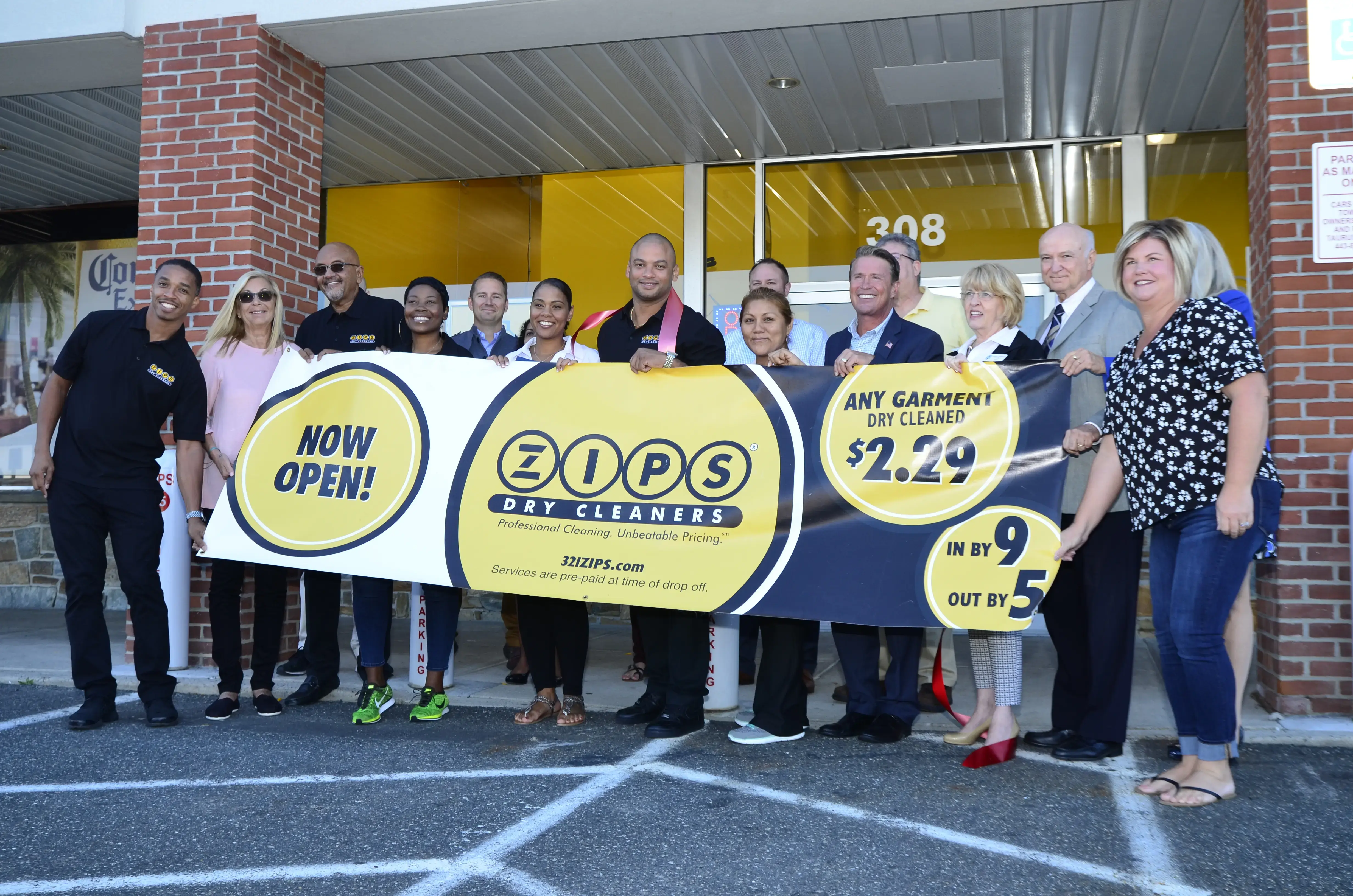 ZIPS Cleaners - Image 14