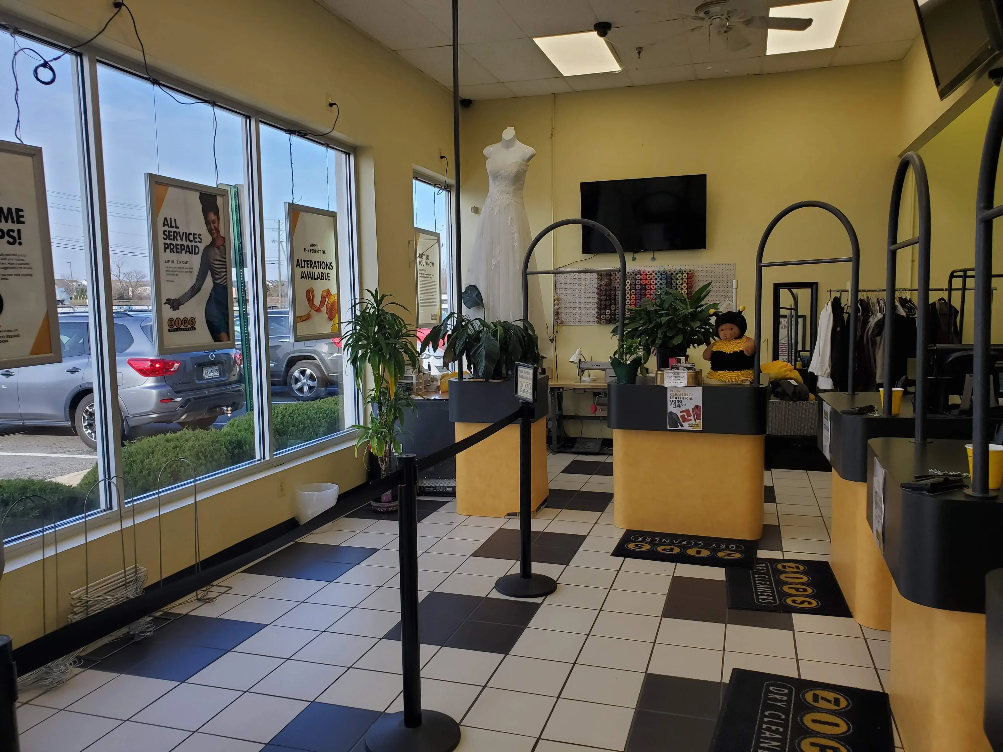 ZIPS Cleaners - Image 5