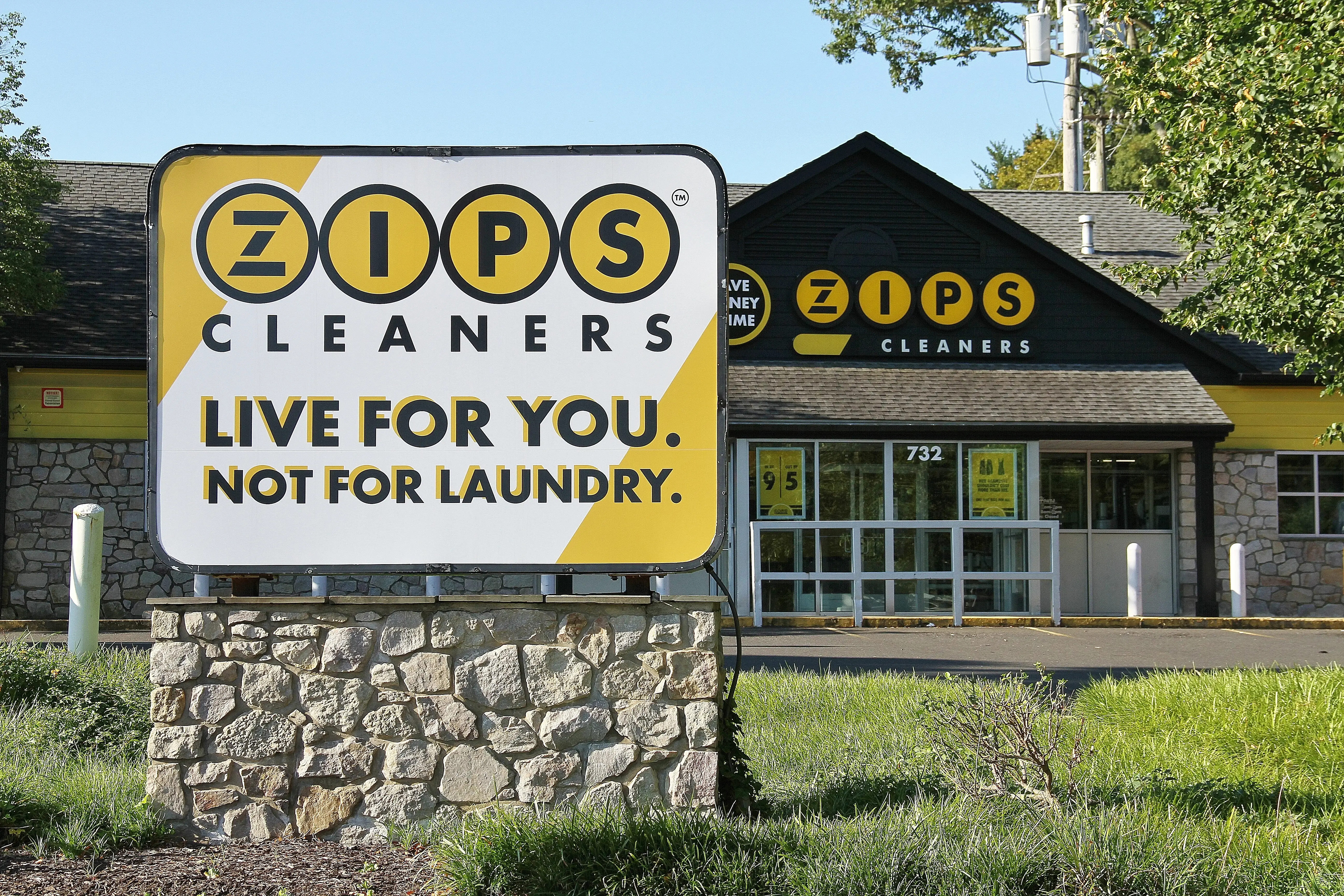 ZIPS Cleaners thumbnail 2