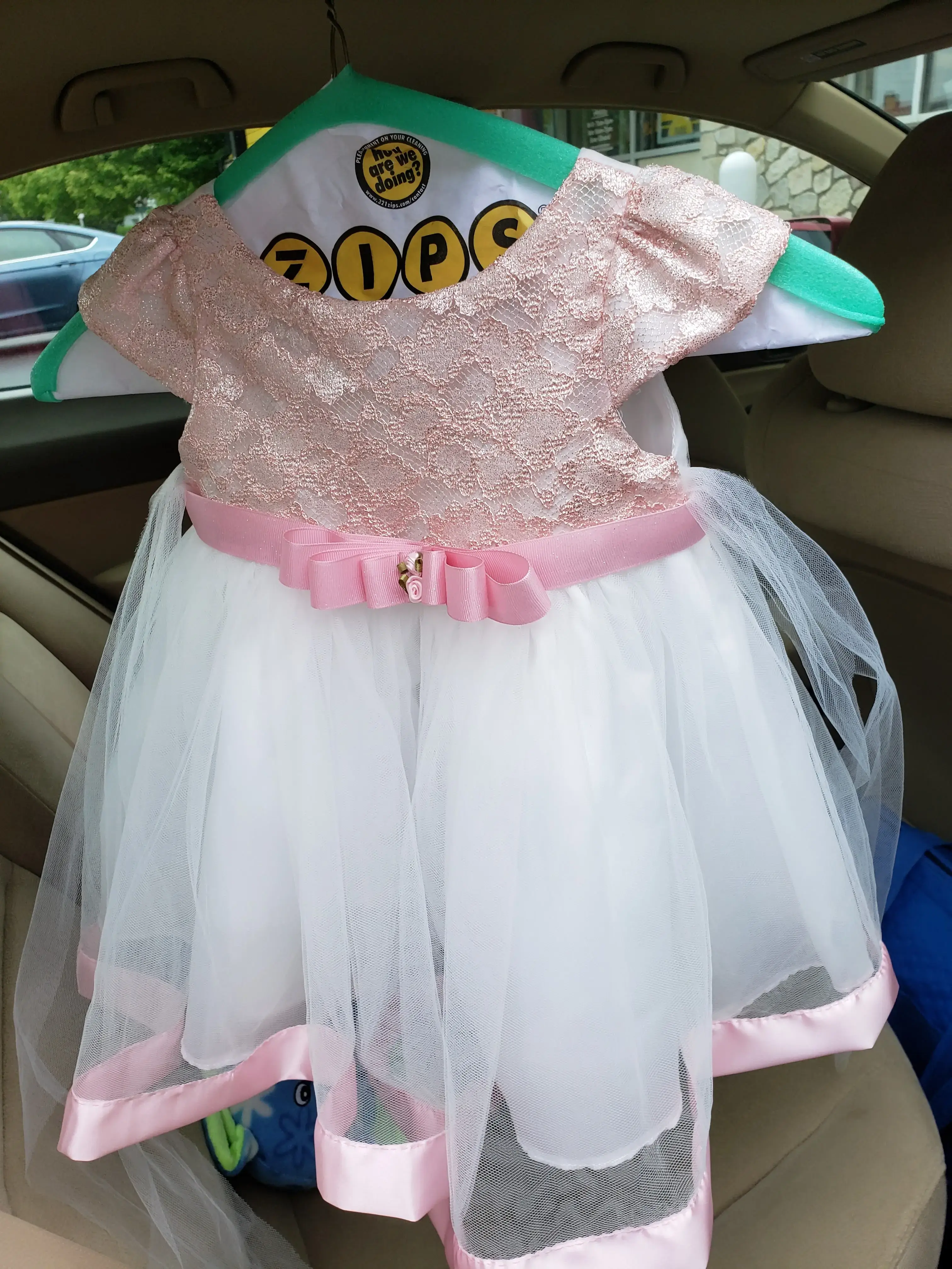 ZIPS Cleaners - Image 15