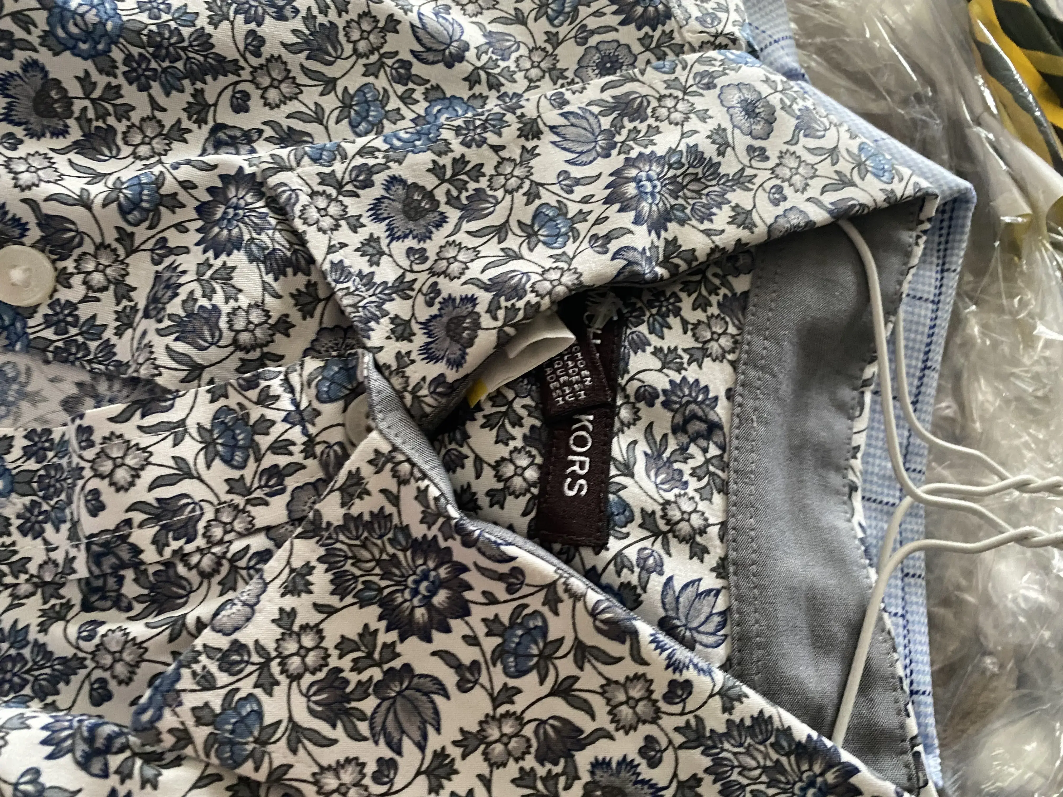 ZIPS Cleaners - Image 9