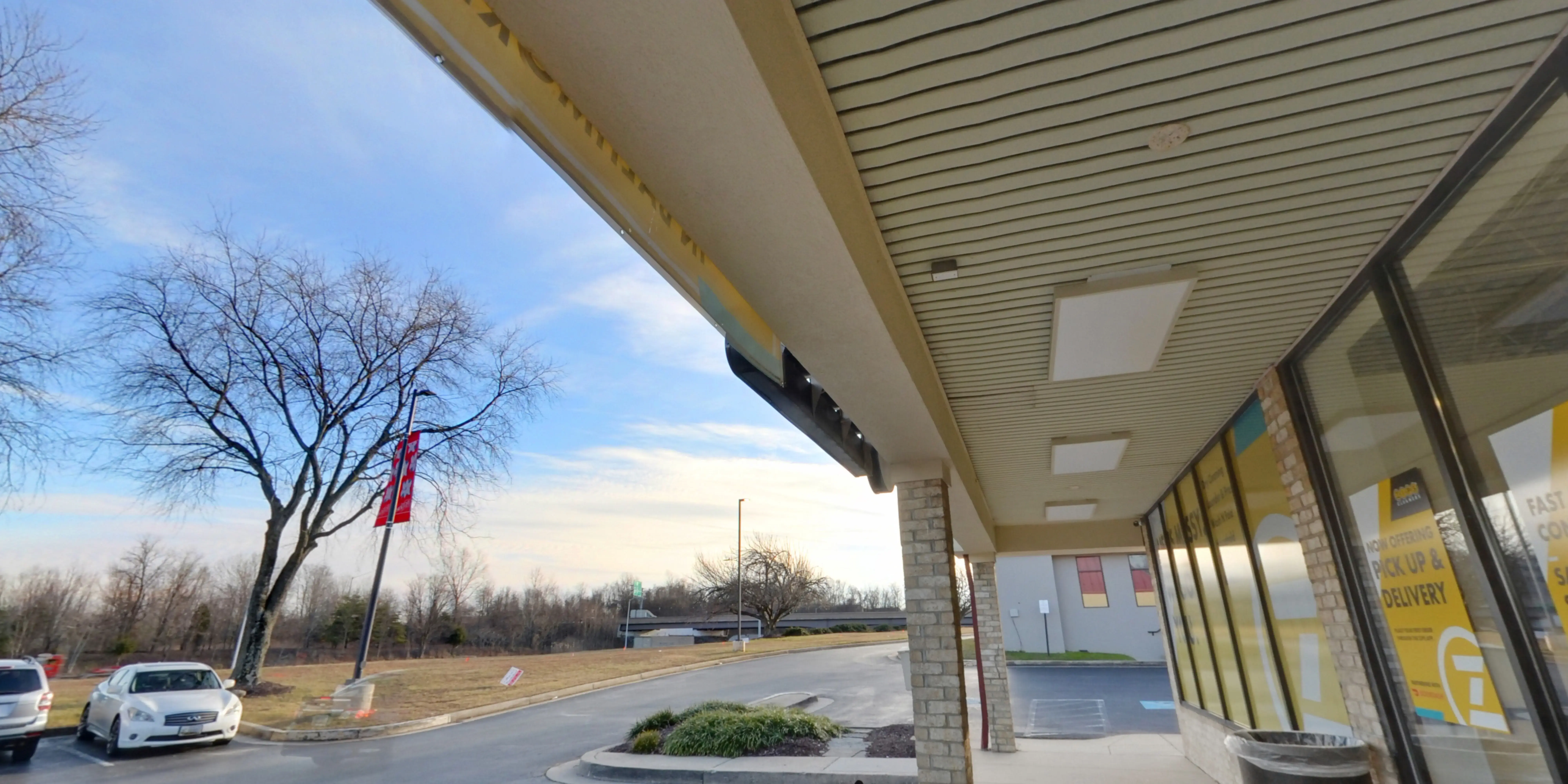 ZIPS Cleaners - Image 14