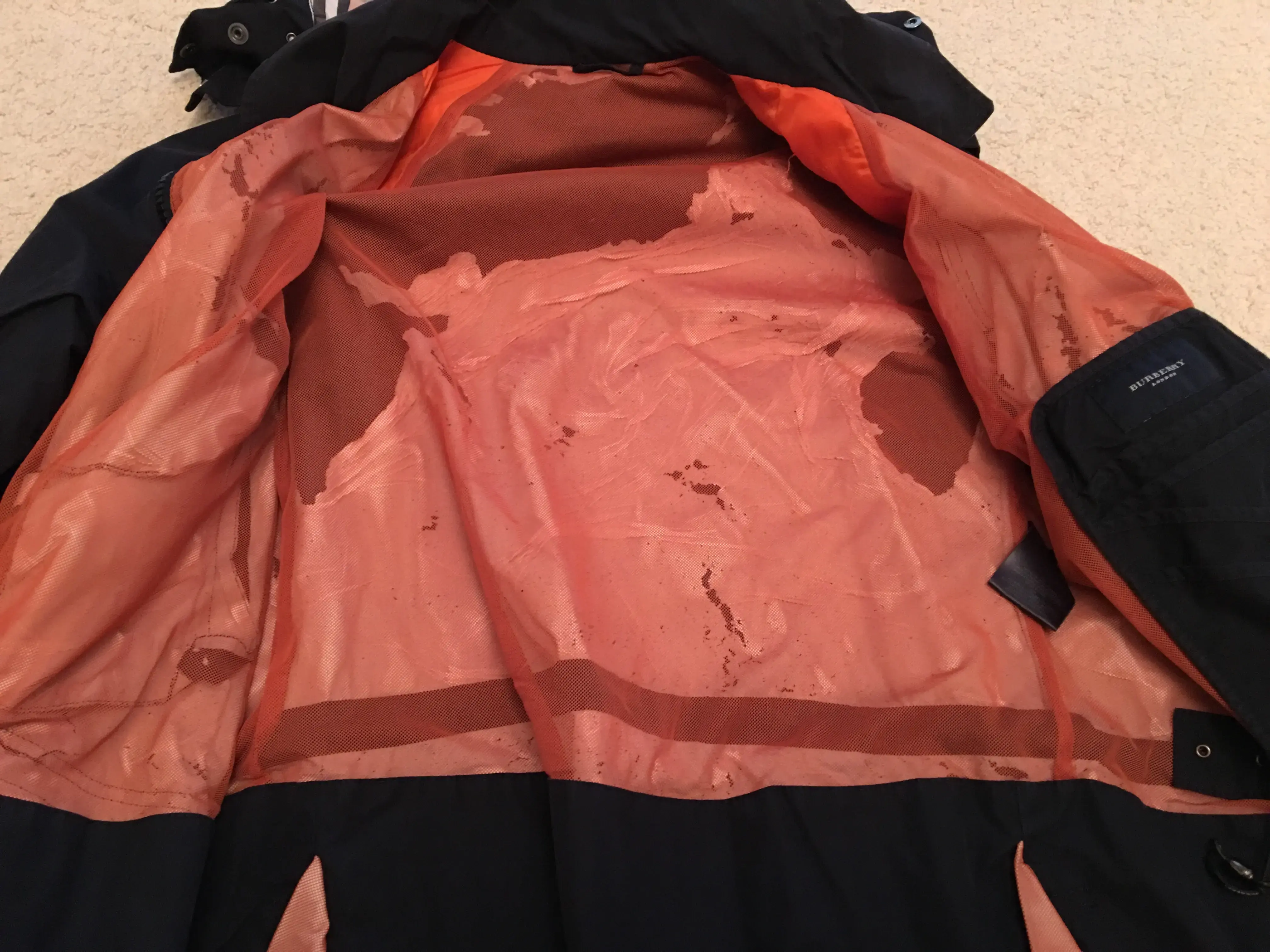 ZIPS Cleaners - Image 18