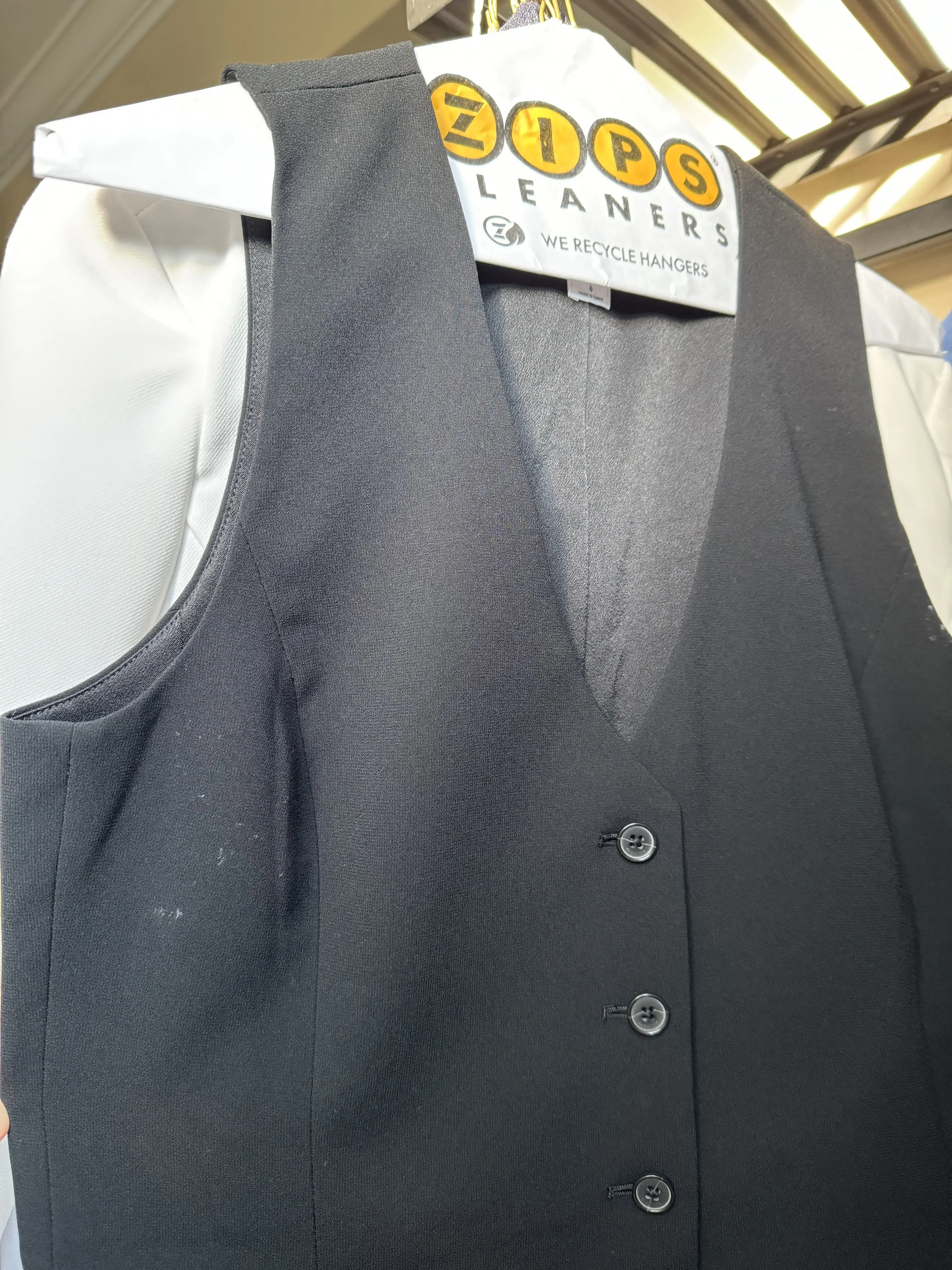 ZIPS Cleaners - Image 15