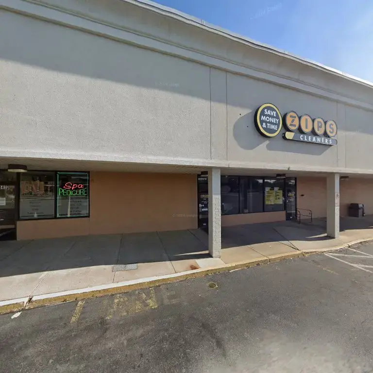ZIPS Cleaners - Image 17