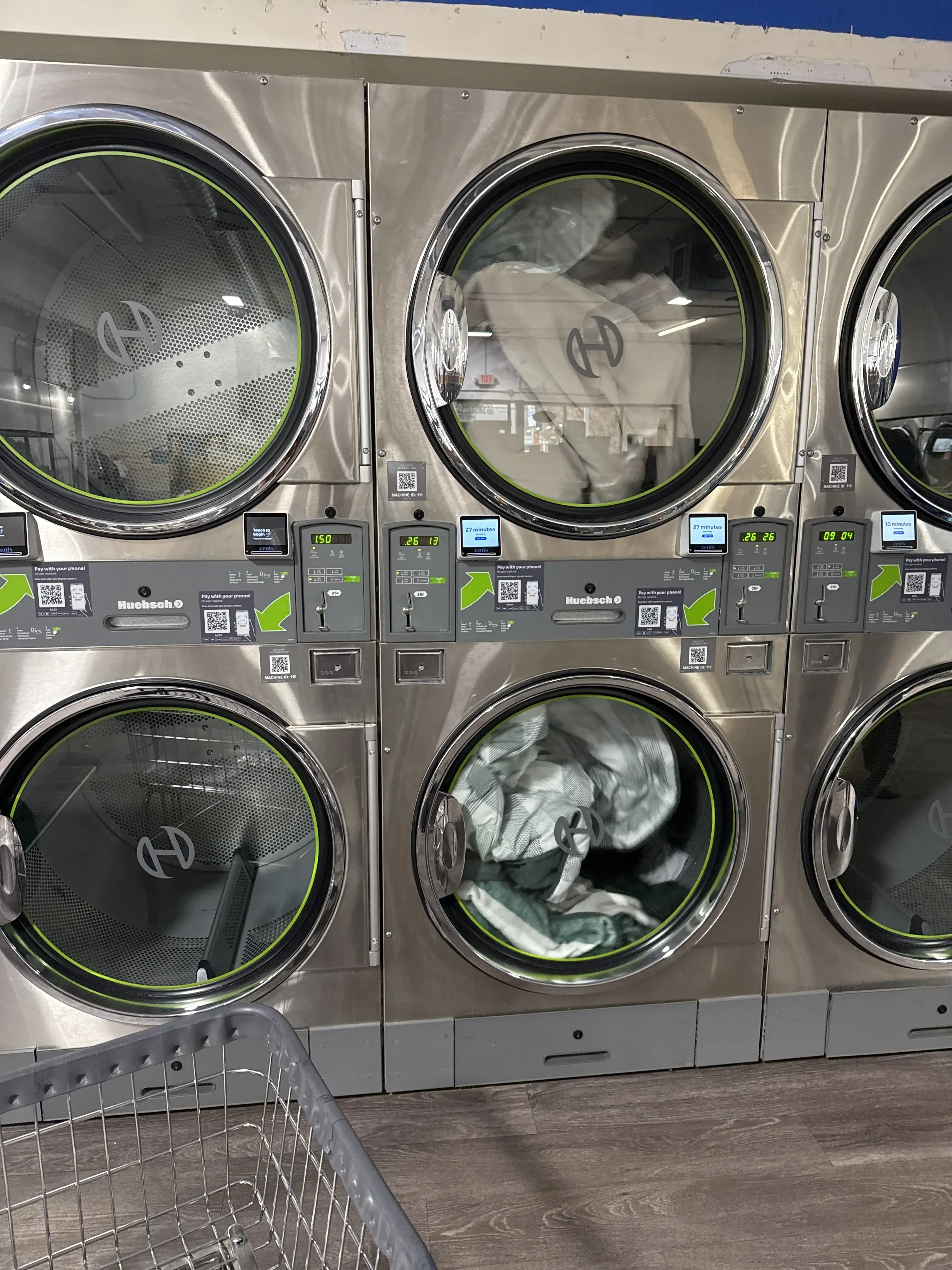 Zoom Express Laundry | East Lansing - Image 3