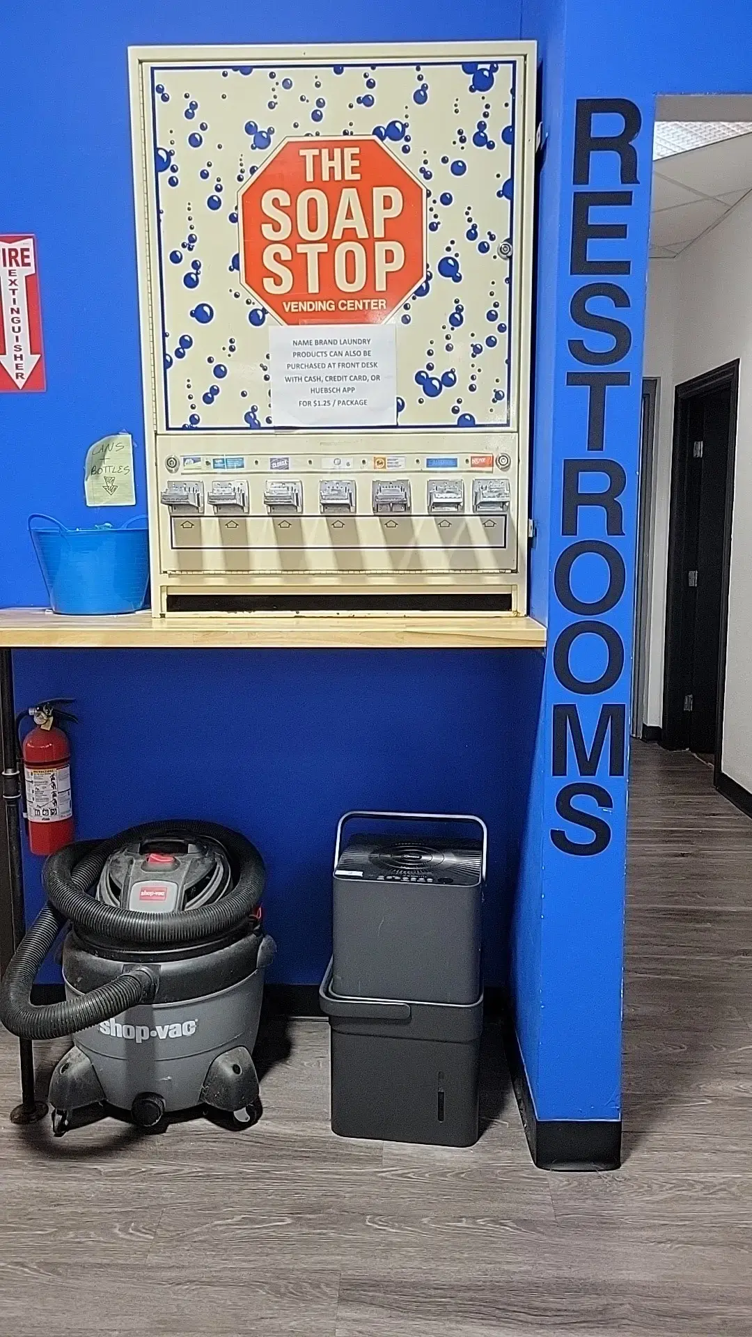 Zoom Express Laundry | East Lansing thumbnail 19