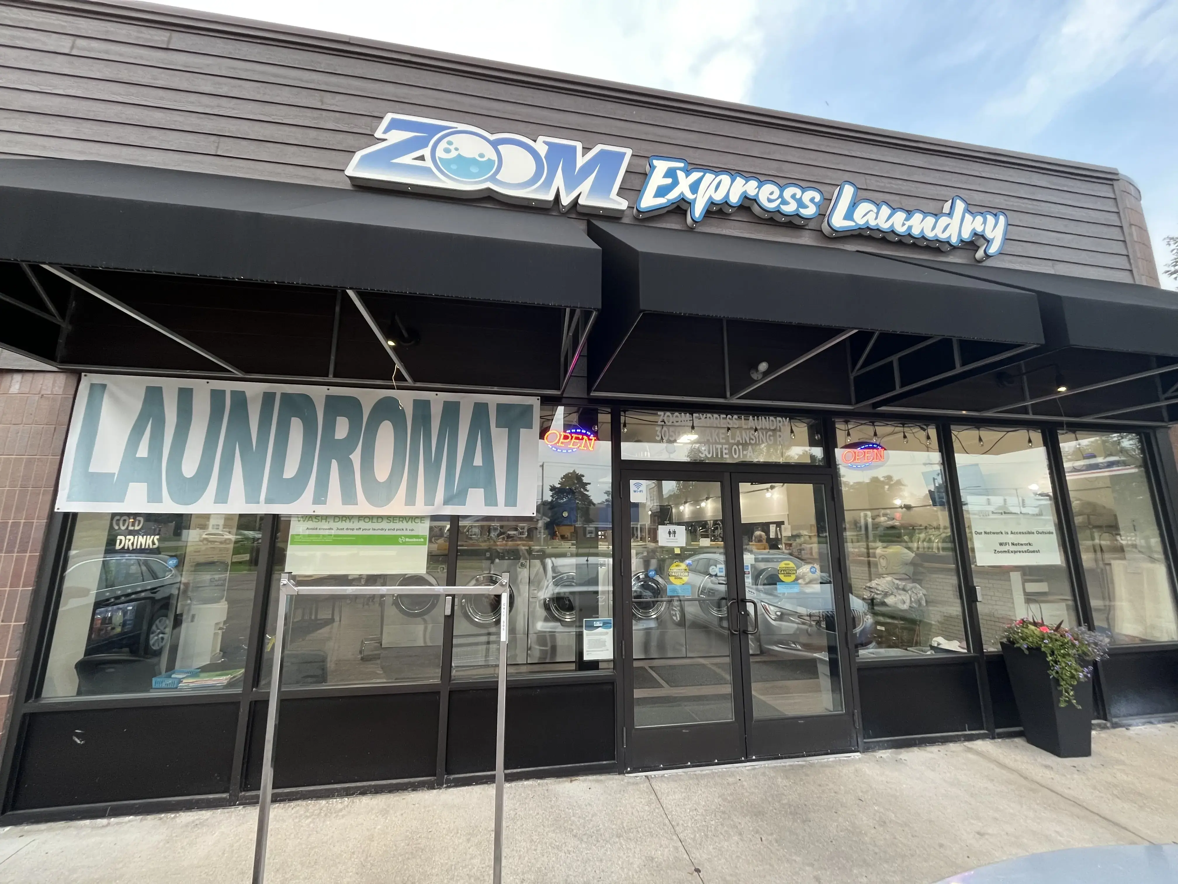 Zoom Express Laundry | East Lansing thumbnail 4