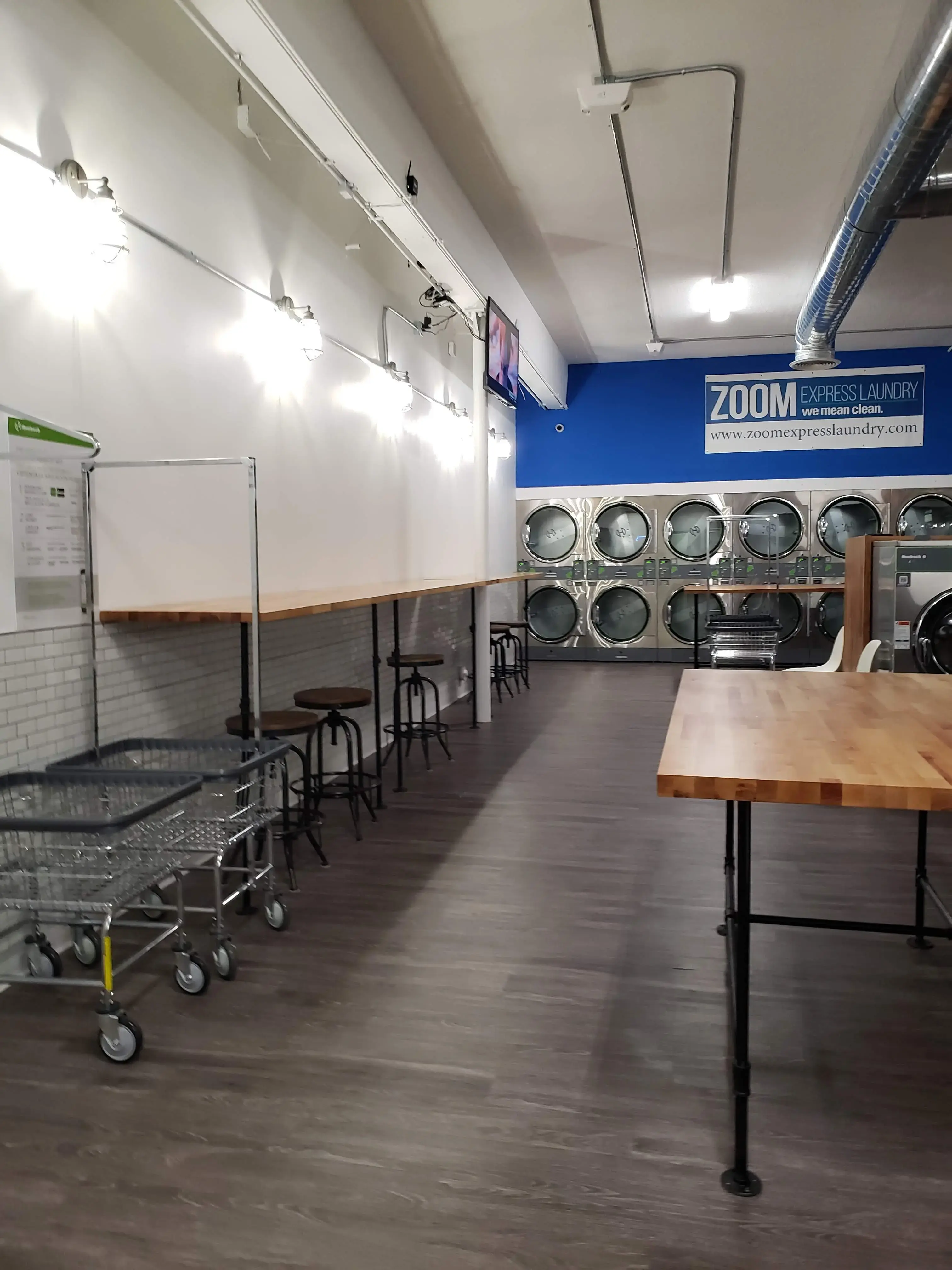 Zoom Express Laundry | East Lansing thumbnail 7