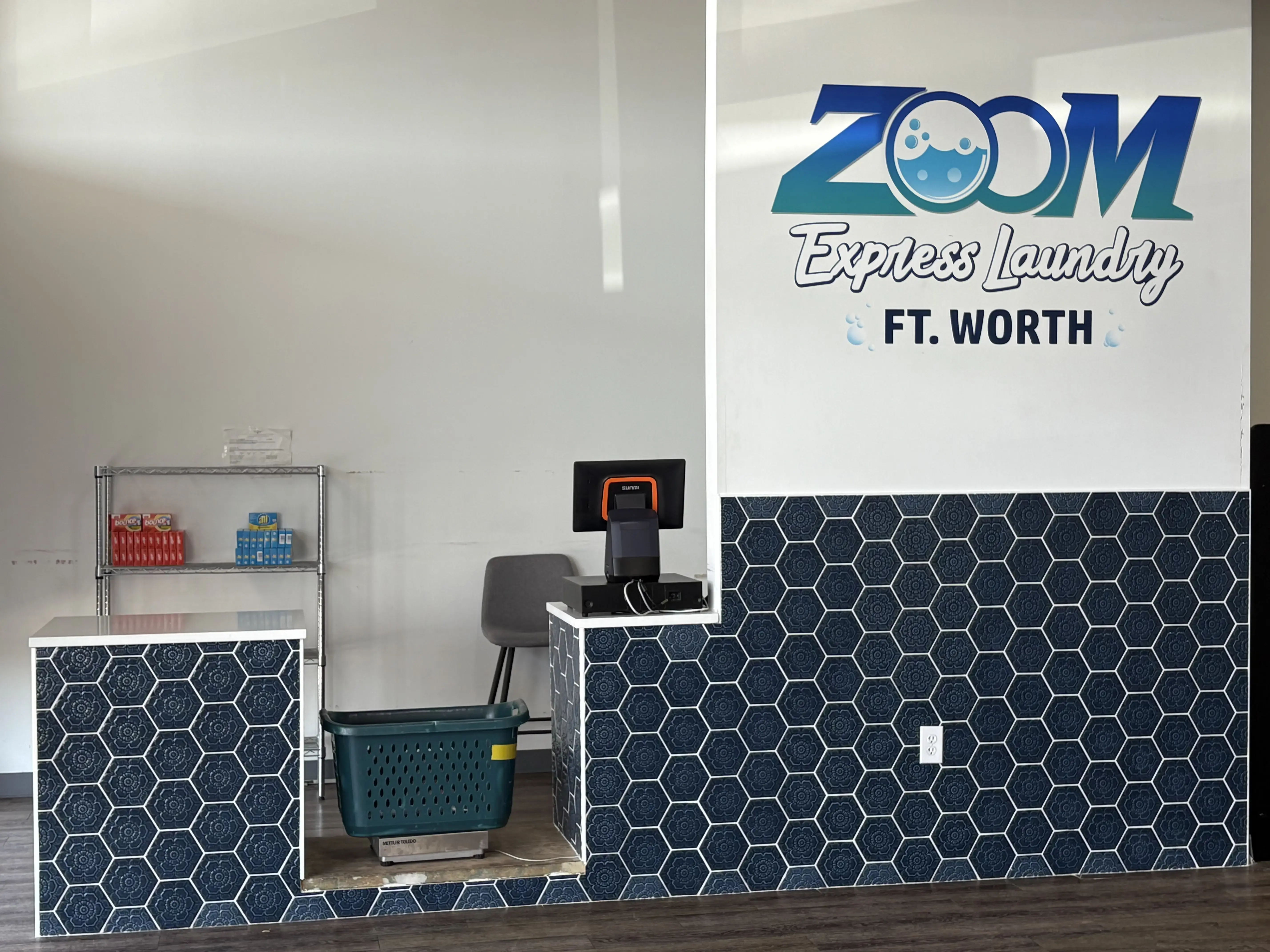 Zoom Express Laundry | Fort Worth - Image 6