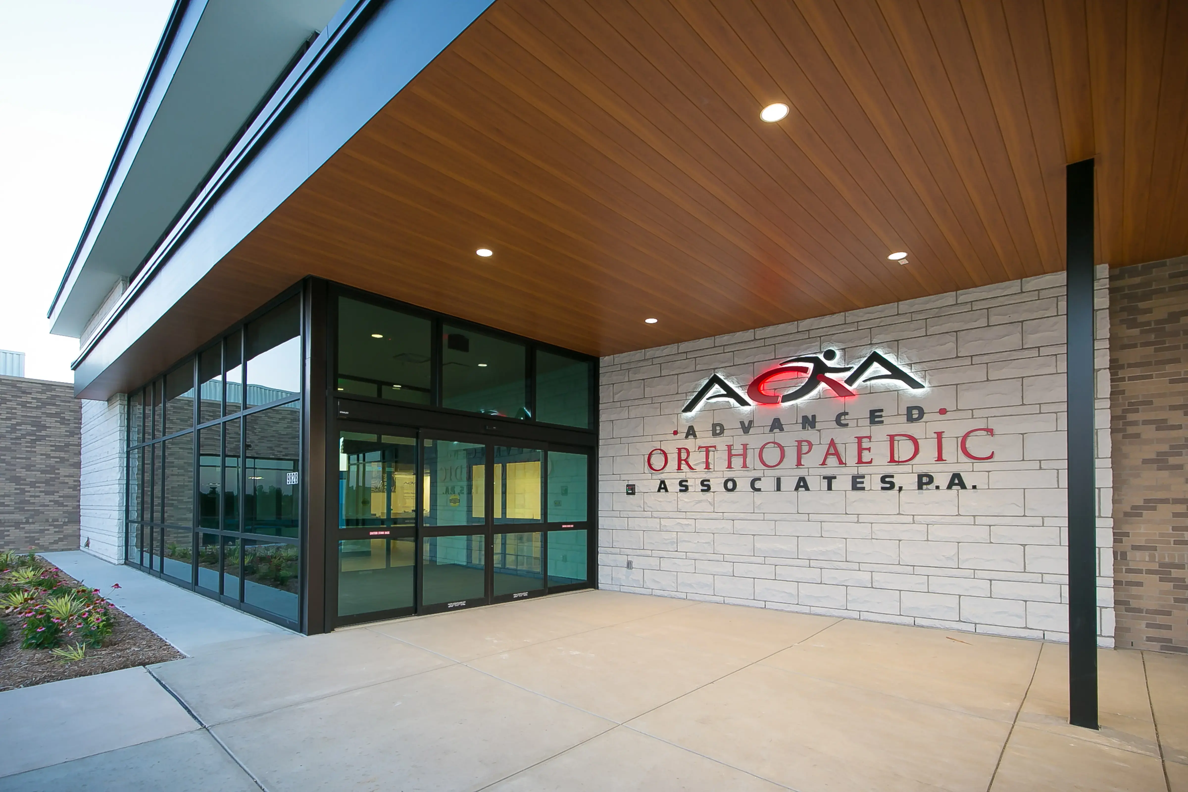 AOA Now Orthopedic Immediate Care photo 5