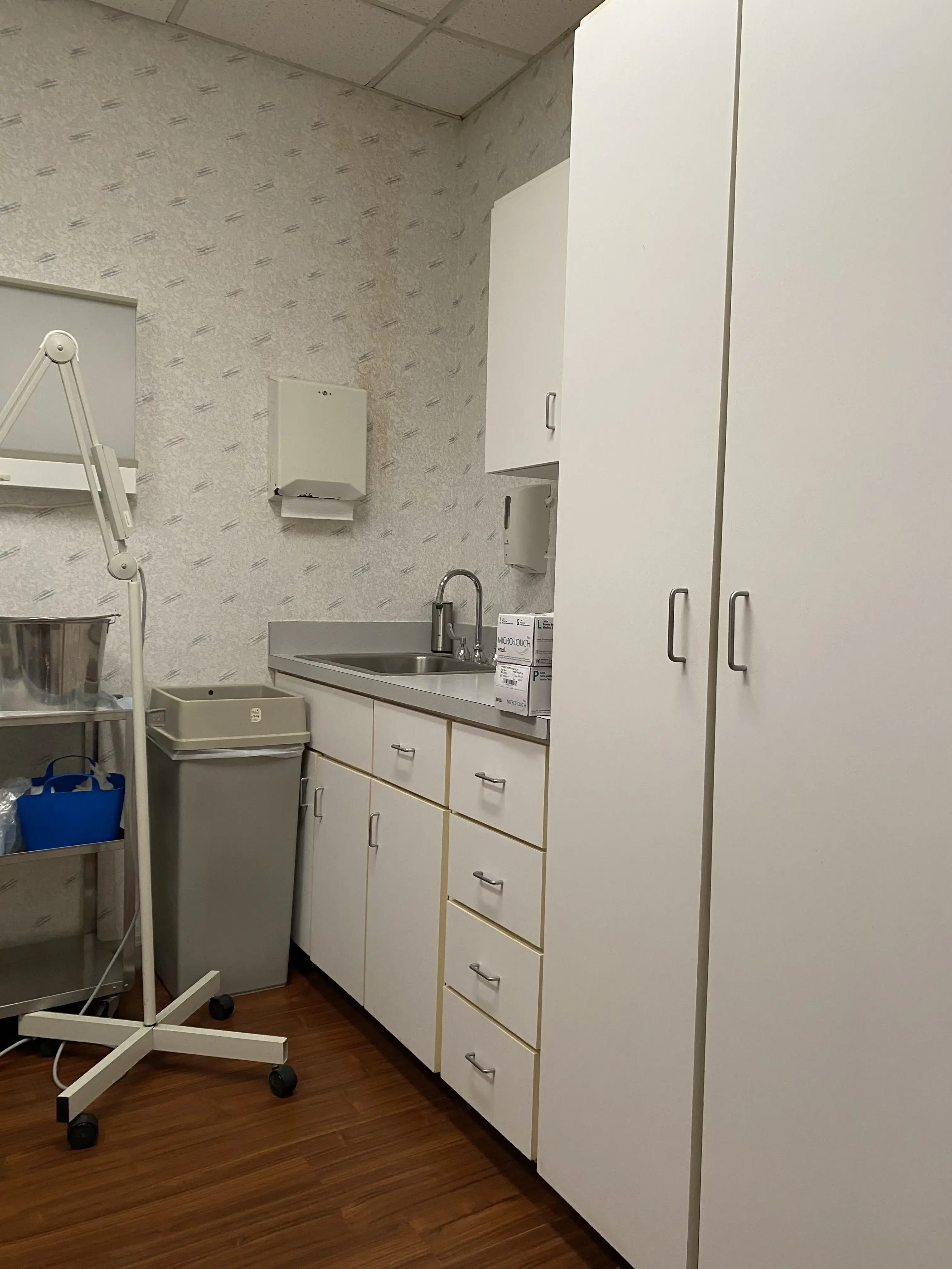 Bahri Orthopedics & Sports Medicine Clinic photo 2