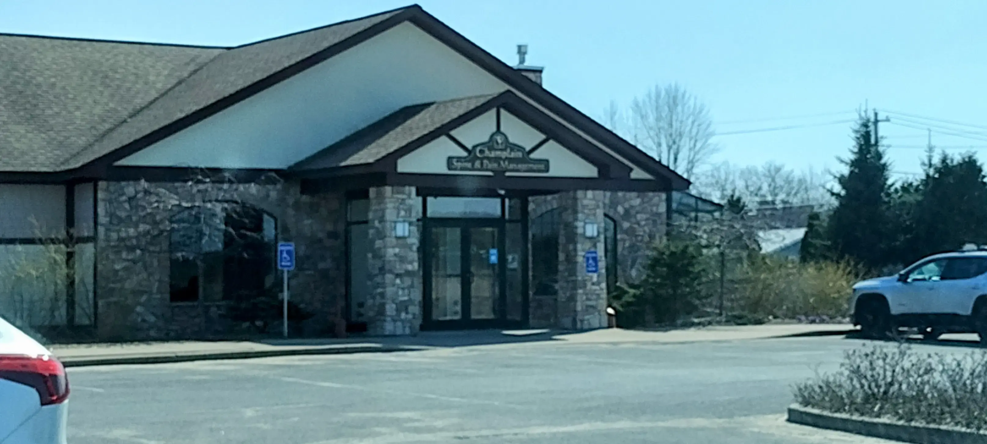 Champlain Spine & Pain Management: Poa Paul MD