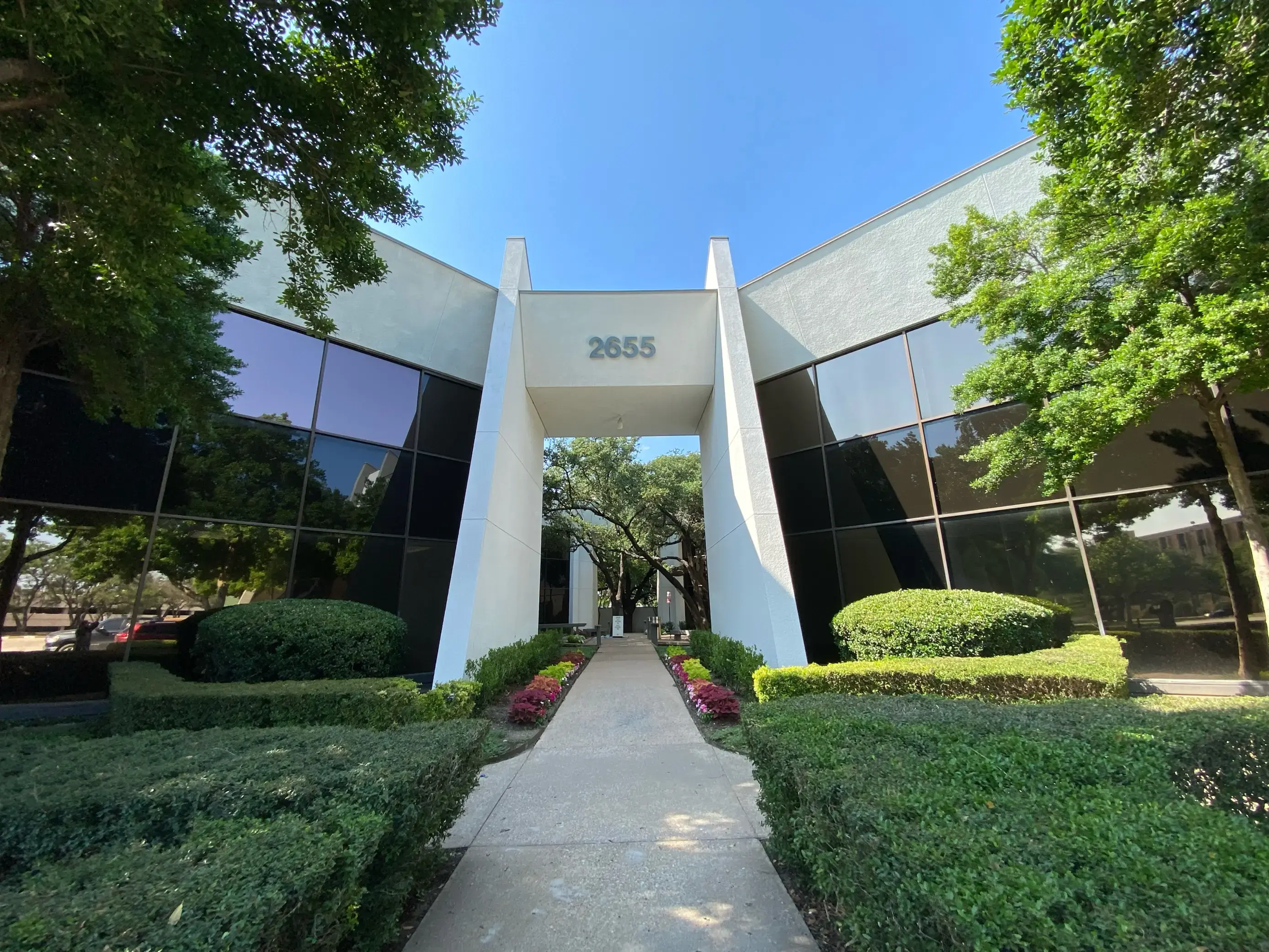 Comprehensive Spine Center of Dallas - Farmers Branch Location