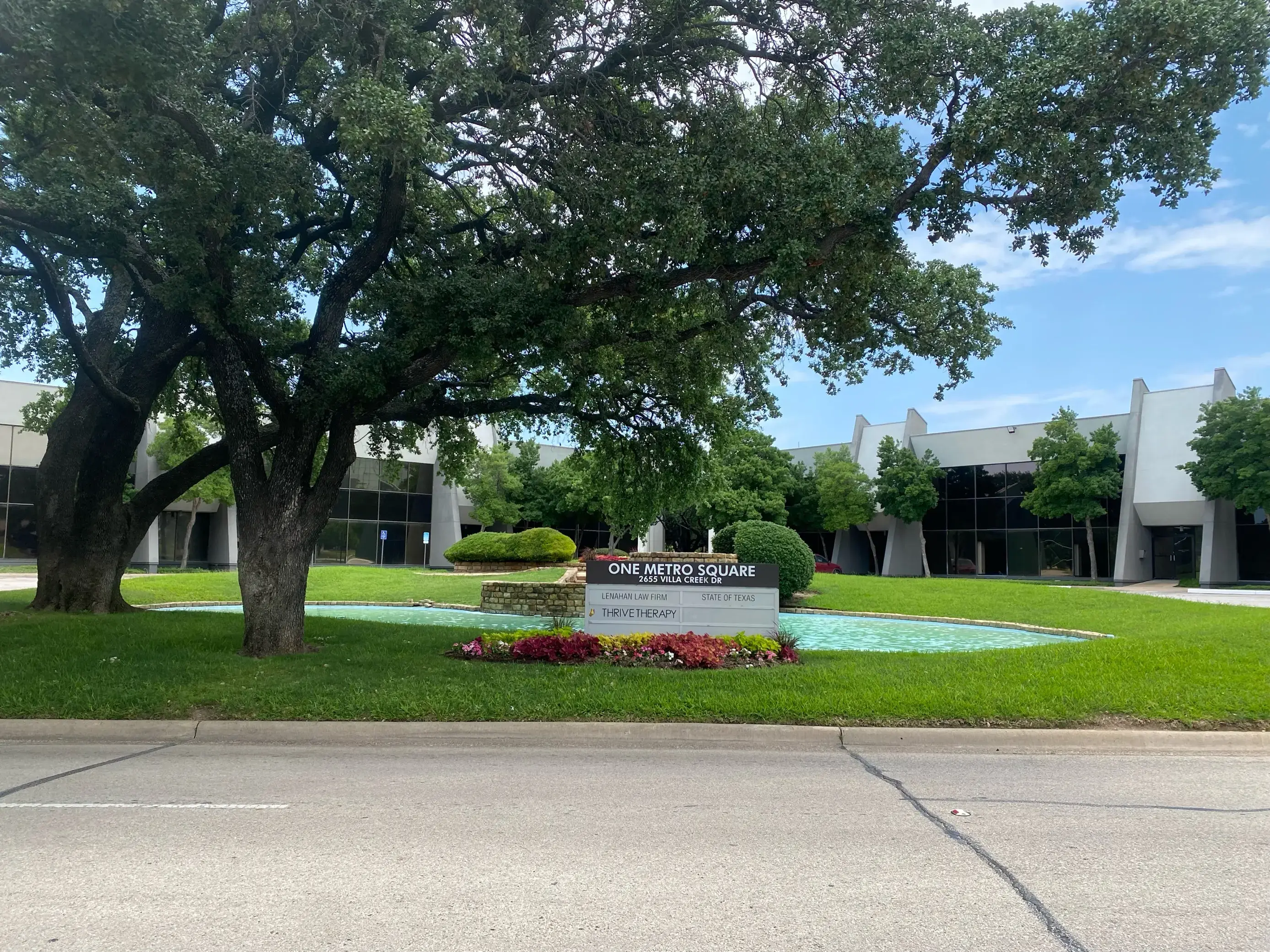 Comprehensive Spine Center of Dallas - Farmers Branch Location photo 3