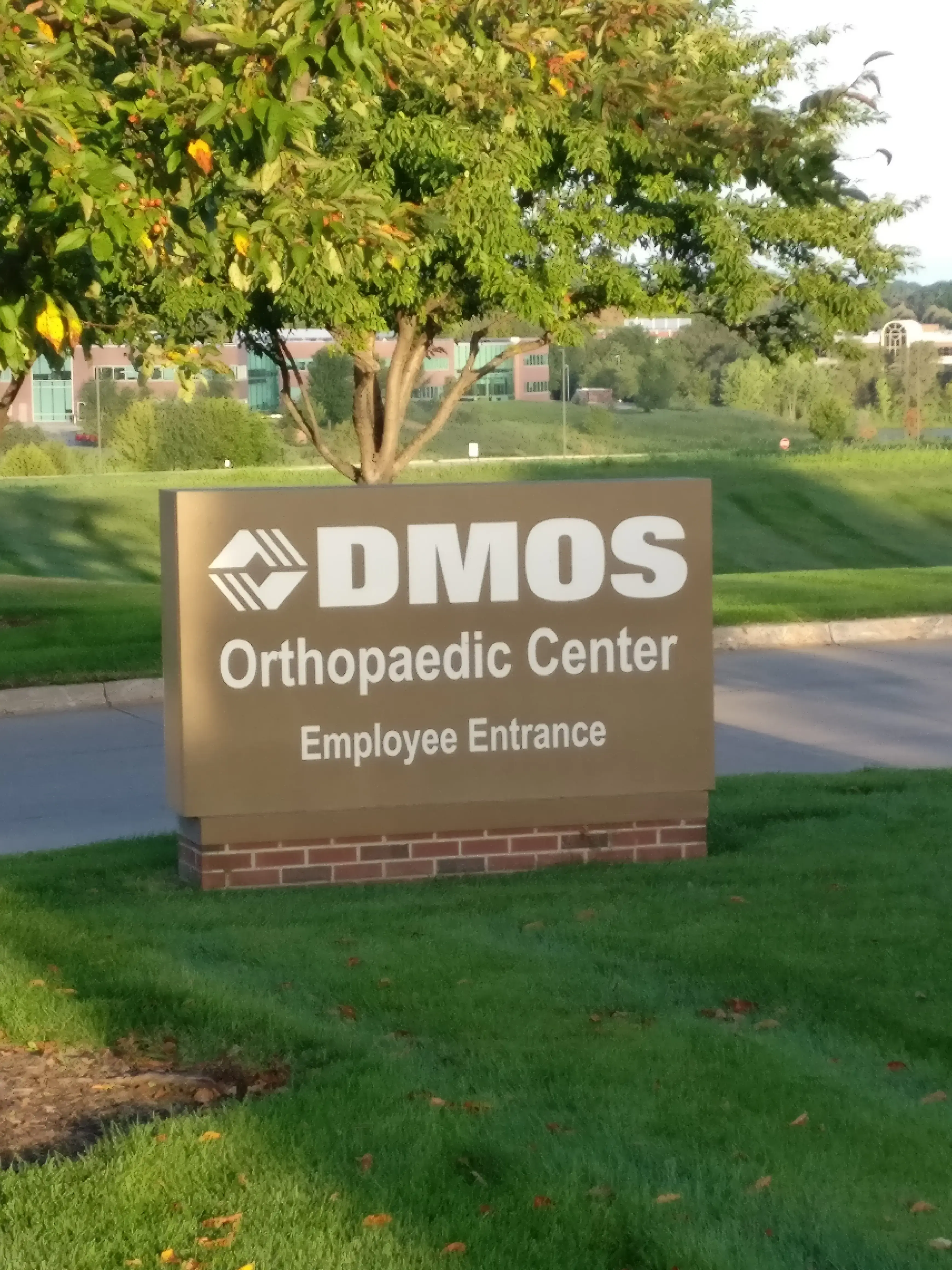 DMOS Orthopaedic Centers - West Des Moines photo 5