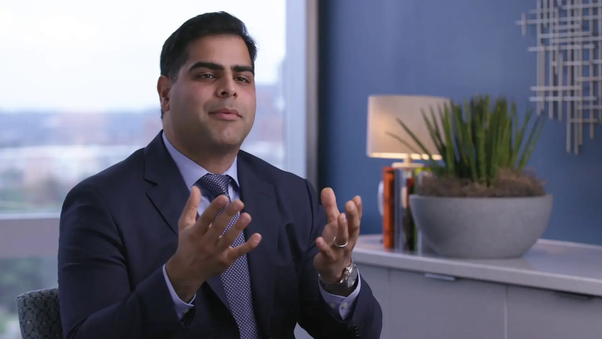 Dr. Ehsan Jazini photo 2