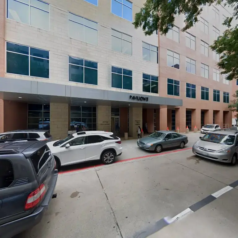 Dr. Khalid Yousuf - Orthopaedic Surgeon | Hip and Knee Replacement Specialist