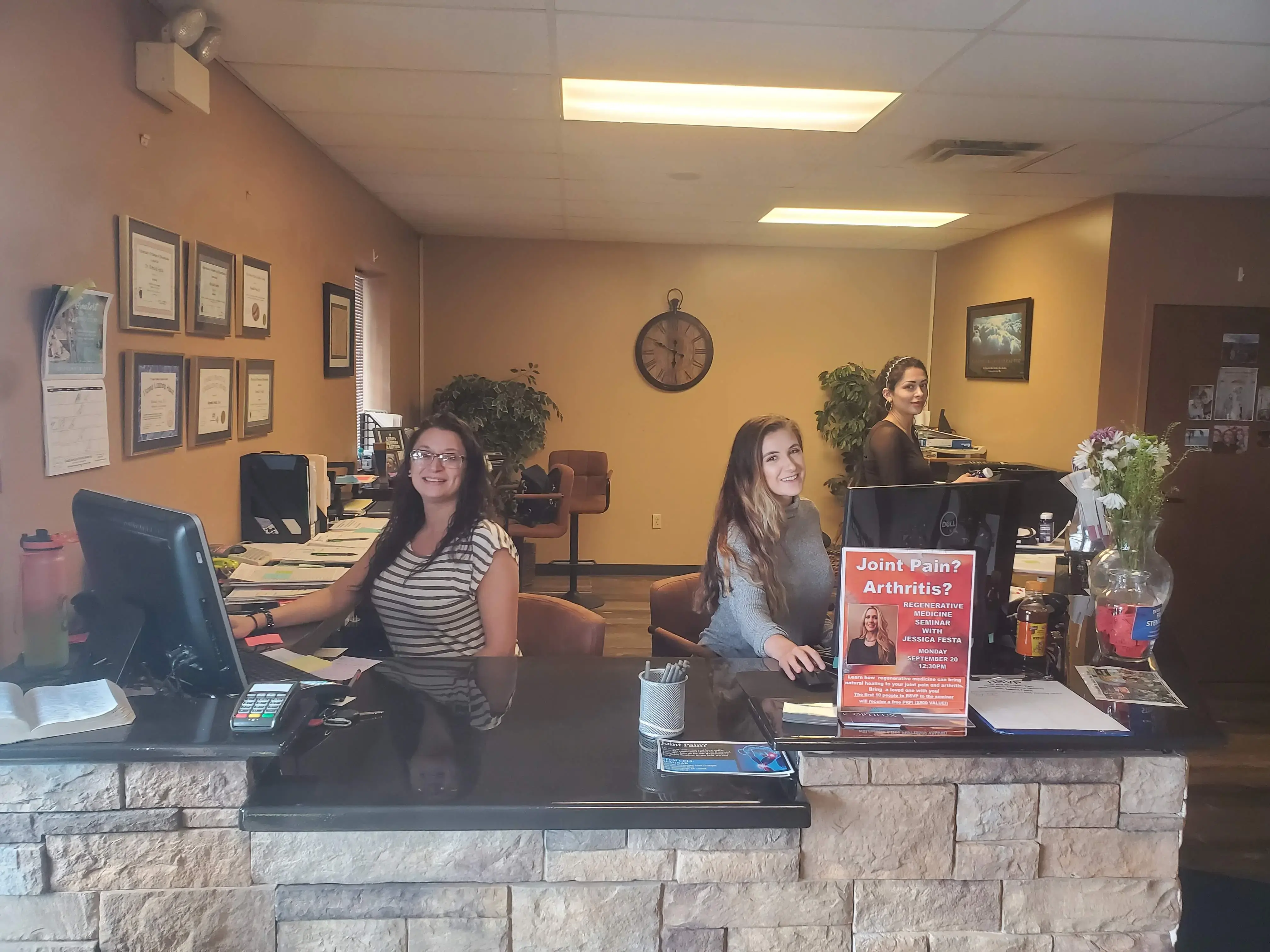 Dr. Ronald Festa (Optilux) photo 4