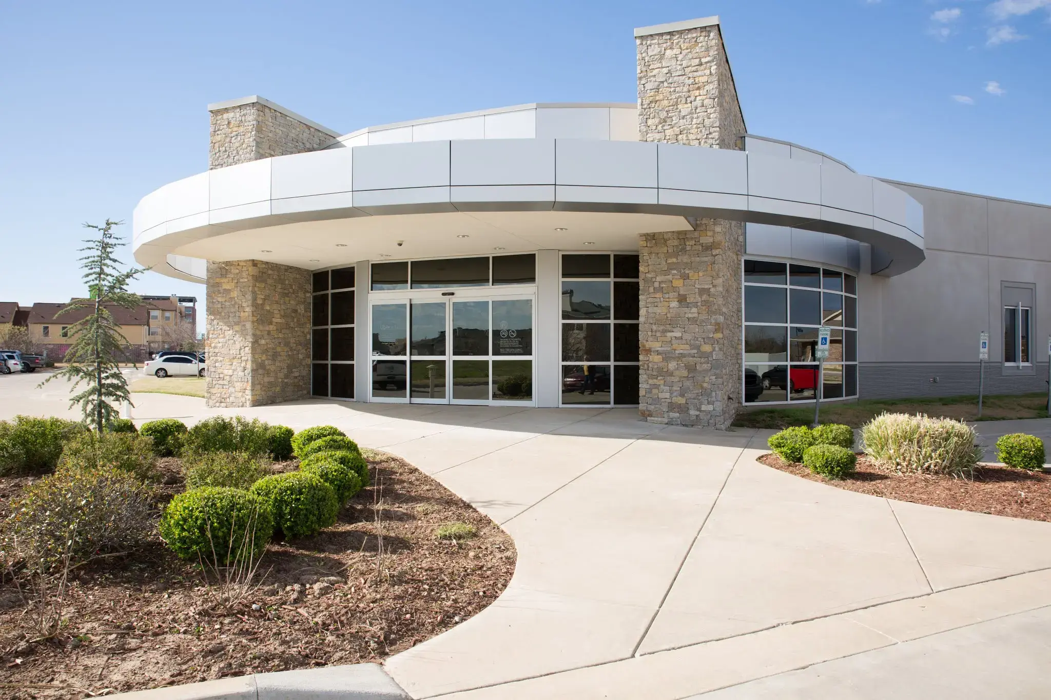 Invictus Healthcare System photo 2