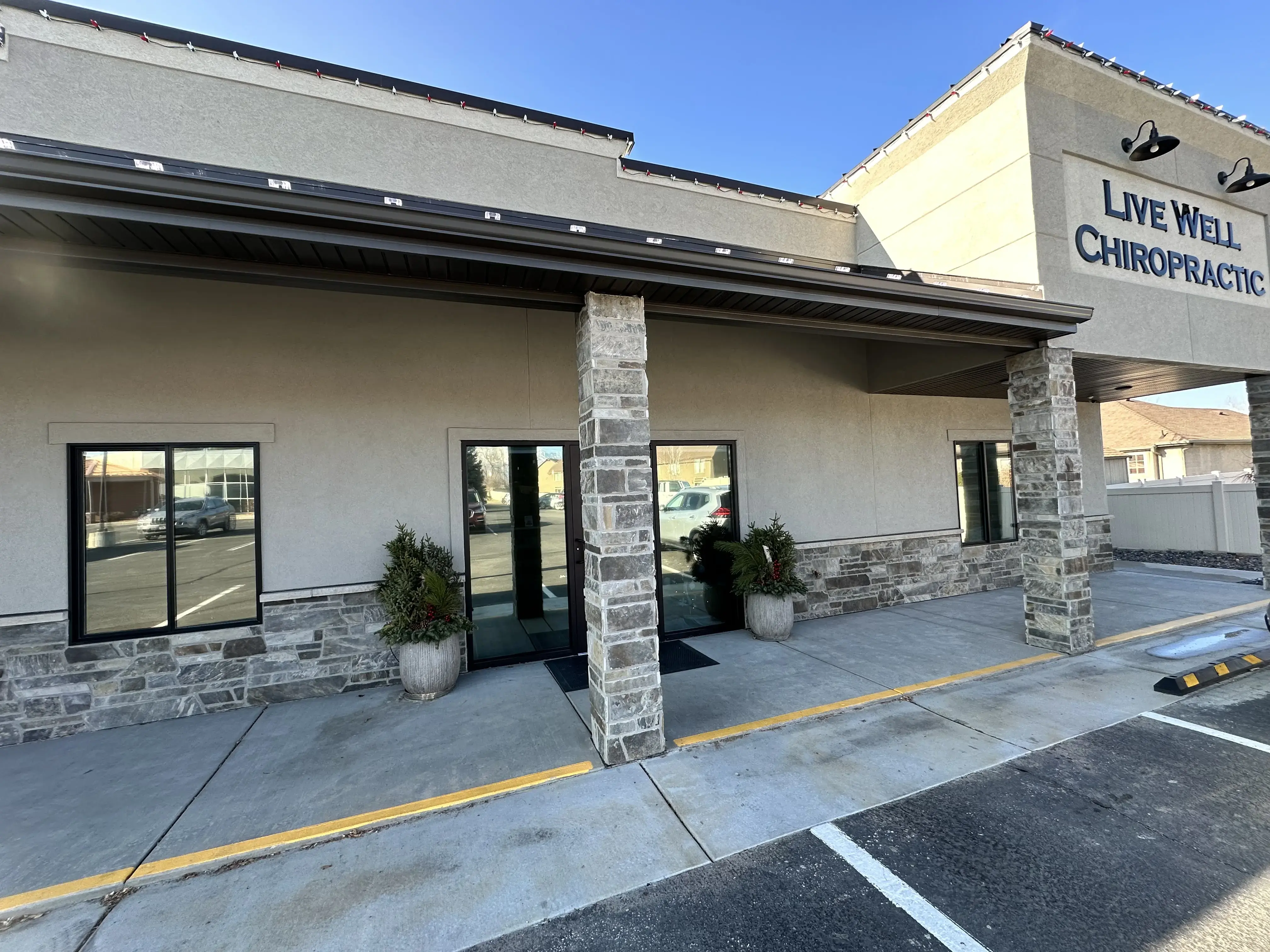 Live Well Chiropractic photo 5