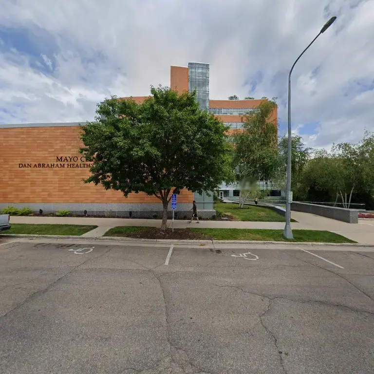 Mayo Clinic Orthopedics and Sports Medicine photo 4