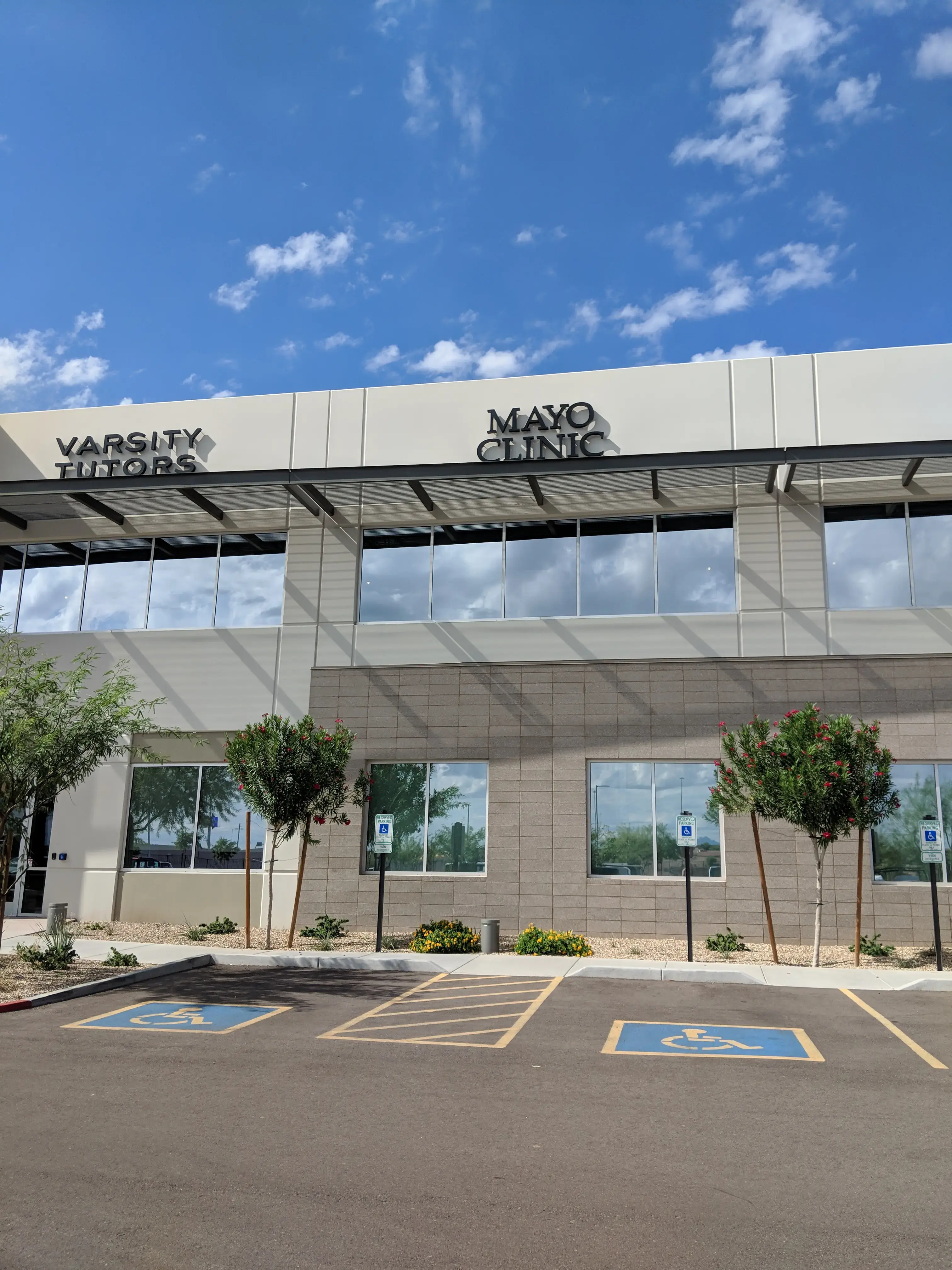 Mayo Clinic Orthopedics and Sports Medicine photo 5