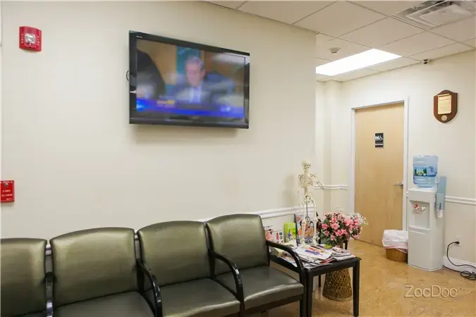 Metro Pain Centers photo 4