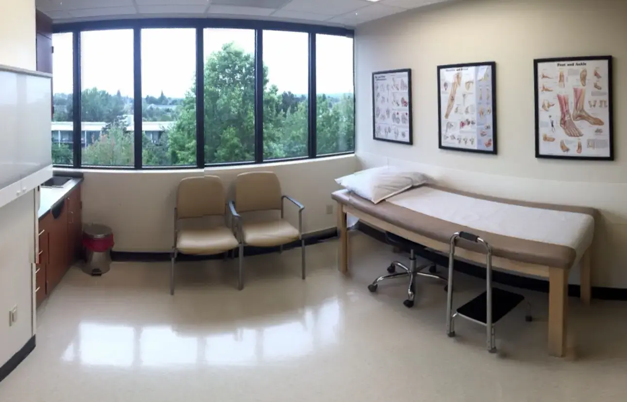 Multnomah Orthopedic Clinic photo 2