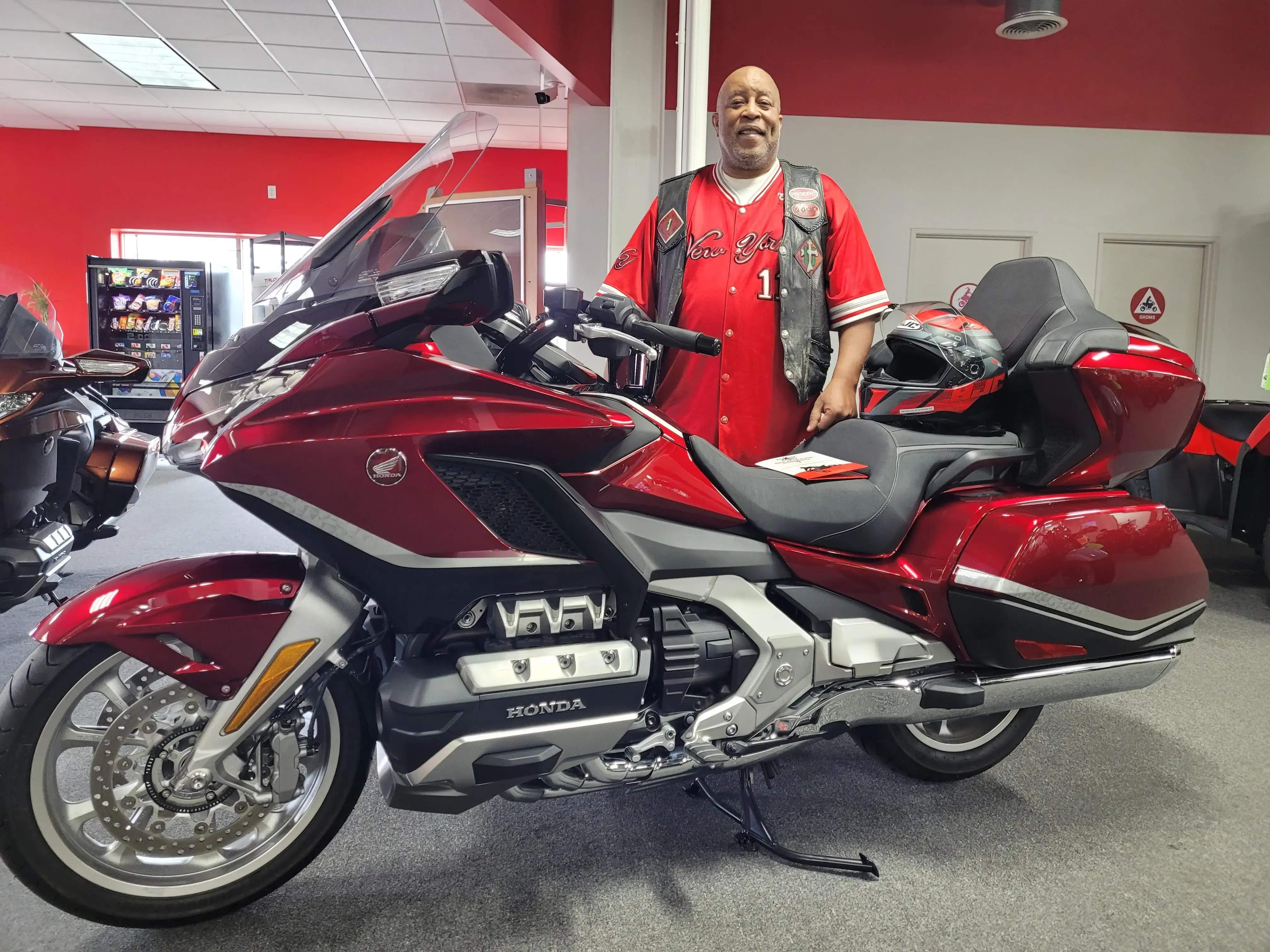 Omar Rahman, MD, MBA photo 2