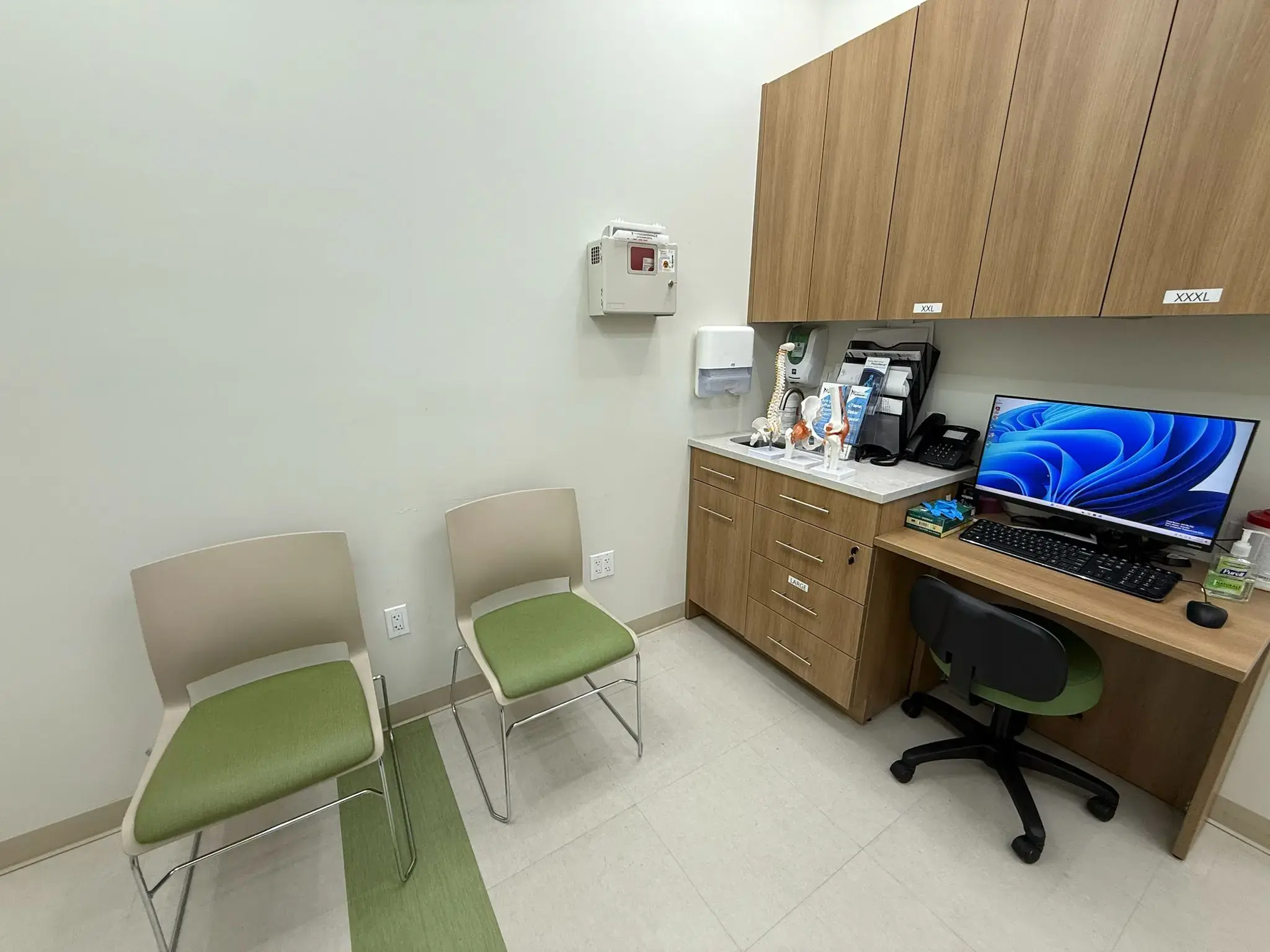 Pain Management Clinic Brooklyn - Trusted Expertise of Dr. Jason Hernandez M.D photo 3