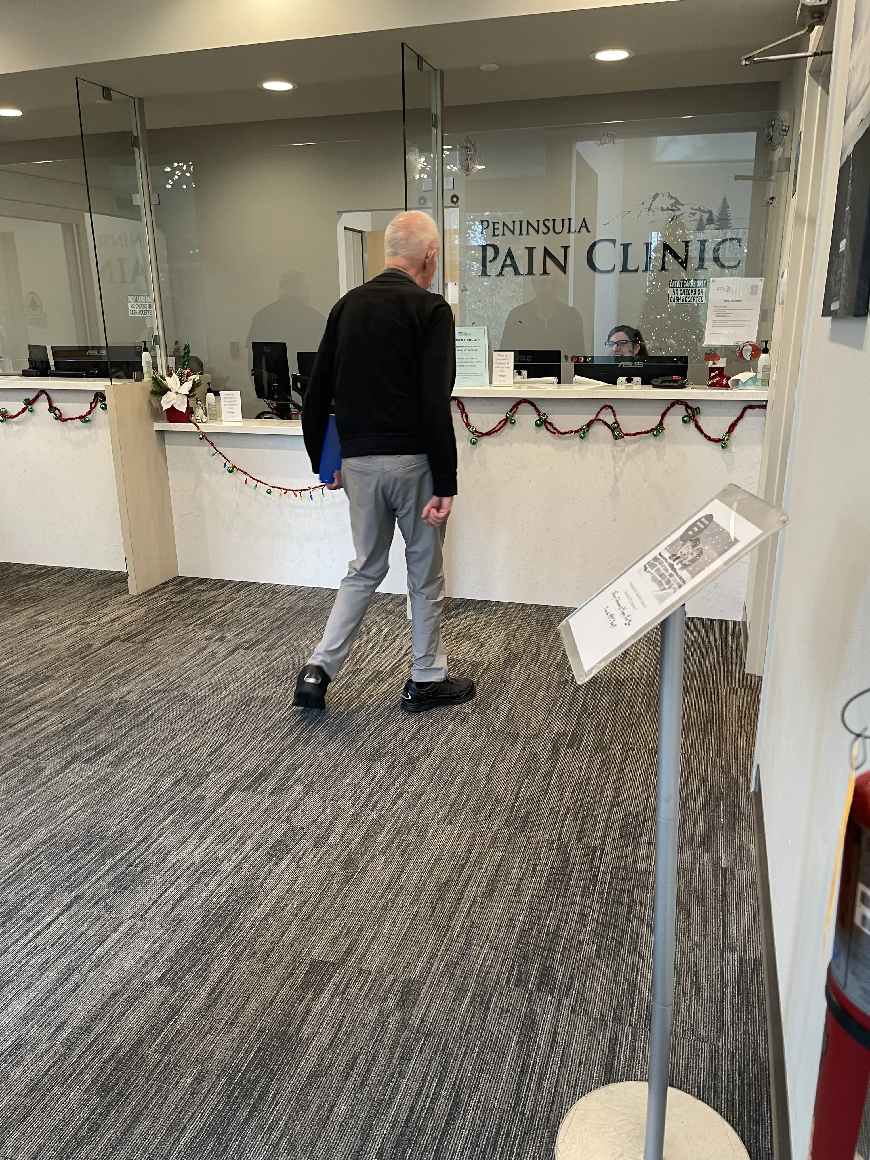 Peninsula Pain Clinic - Silverdale (A Sound Pain Alliance Member) photo 3