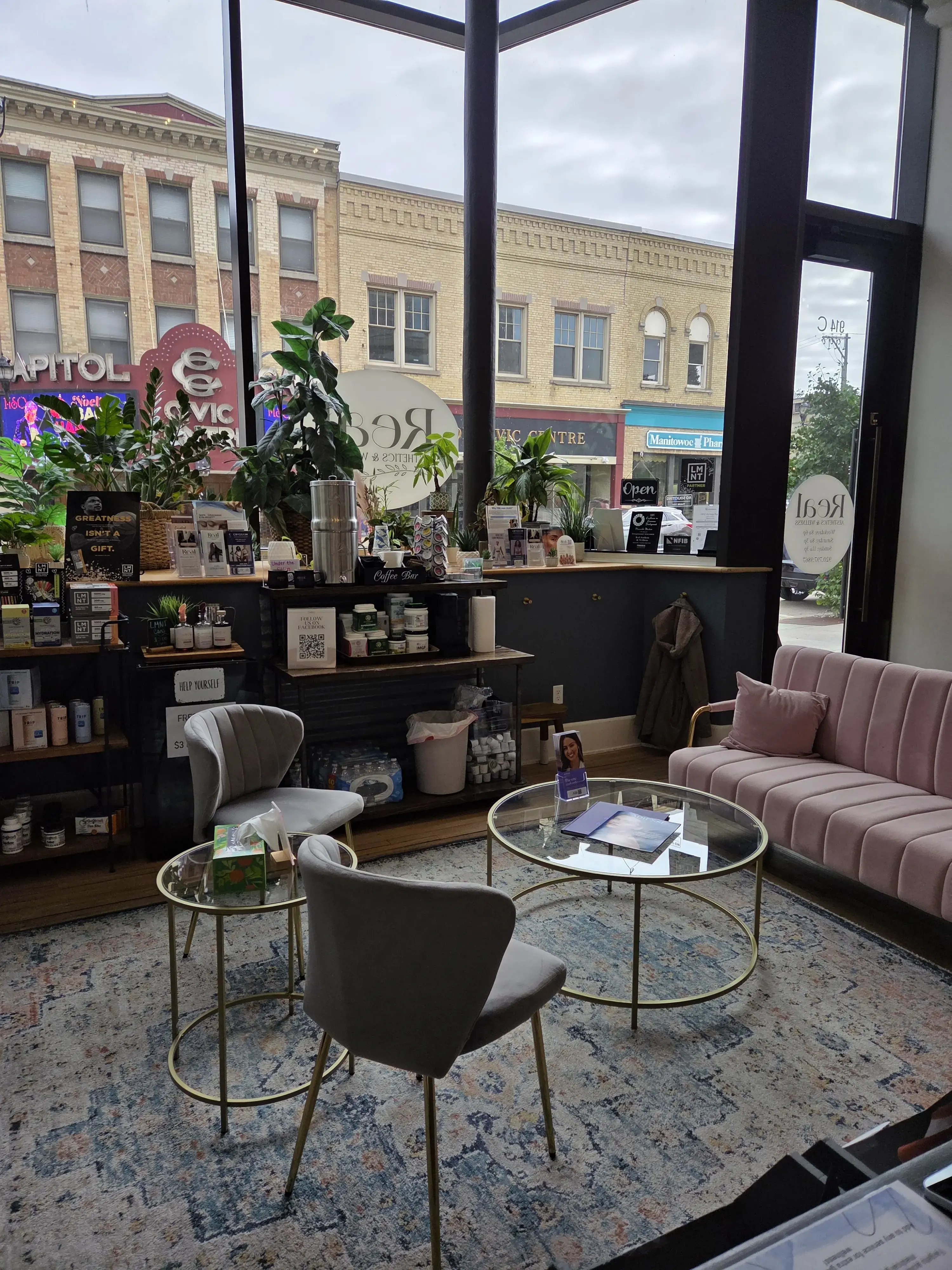 Real Aesthetics & Wellness photo 4