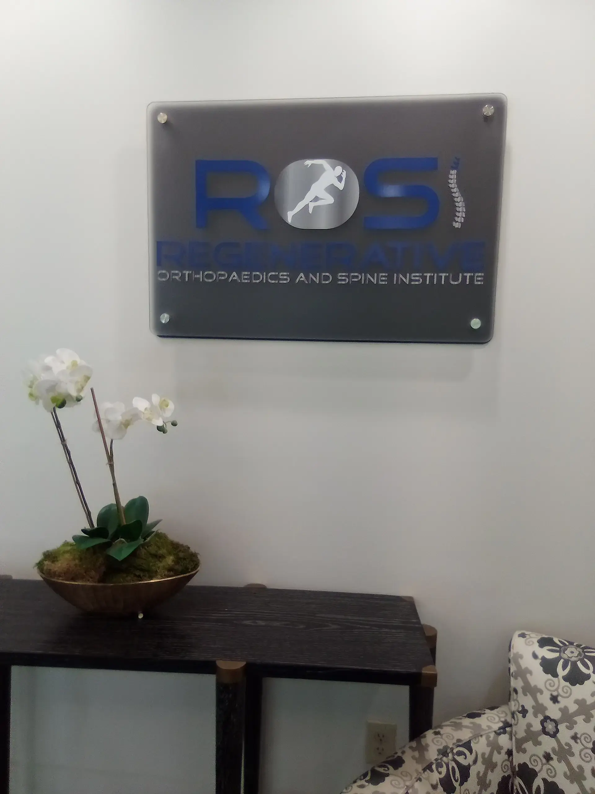 Regenerative Orthopaedics and Spine Institute photo 4