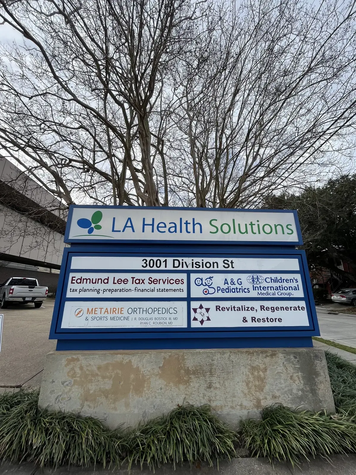 Robert D Bostick, III photo 2