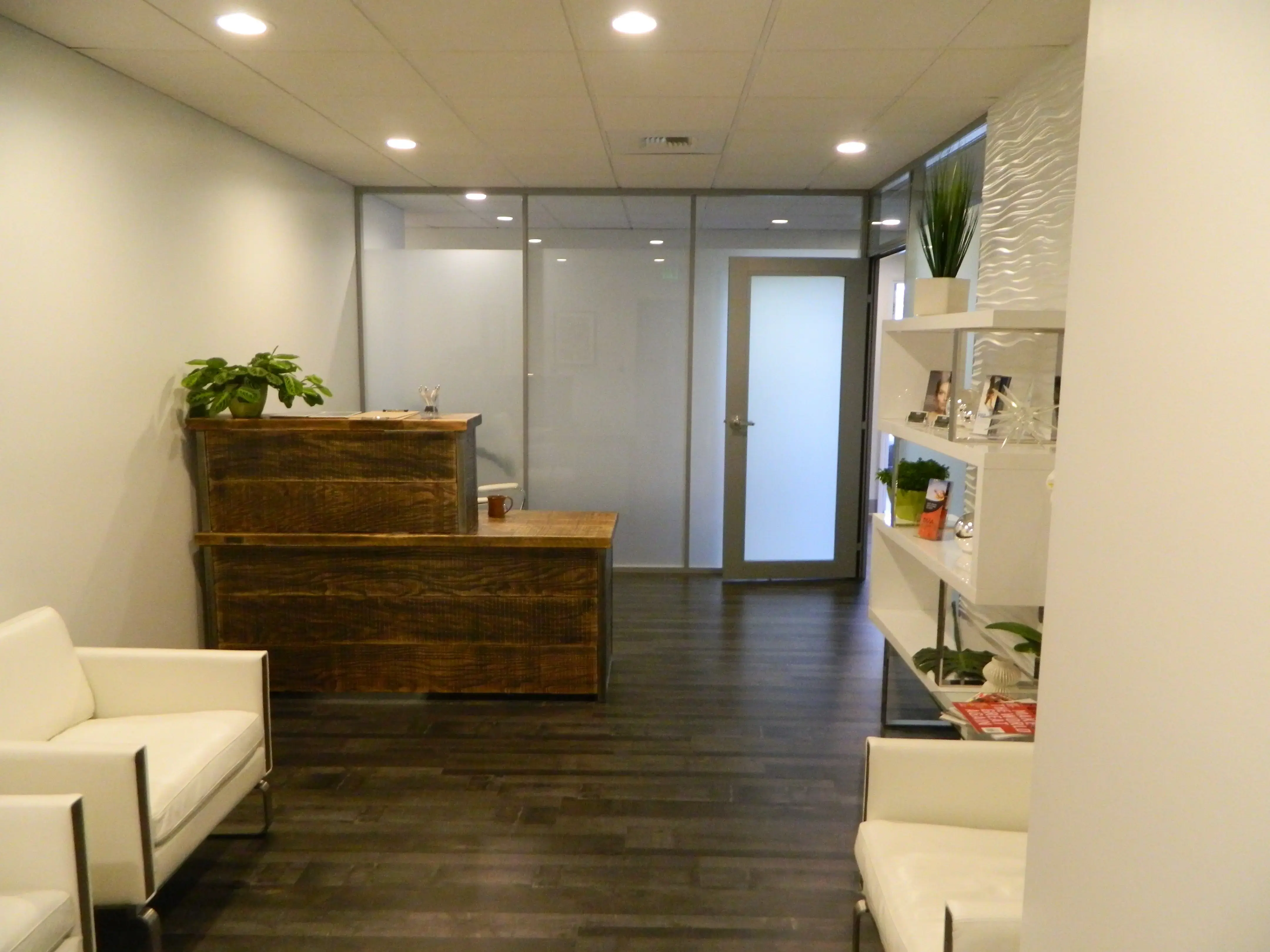 Seattle Regenerative Medicine Center | Dr. Lucy Hostetter photo 4